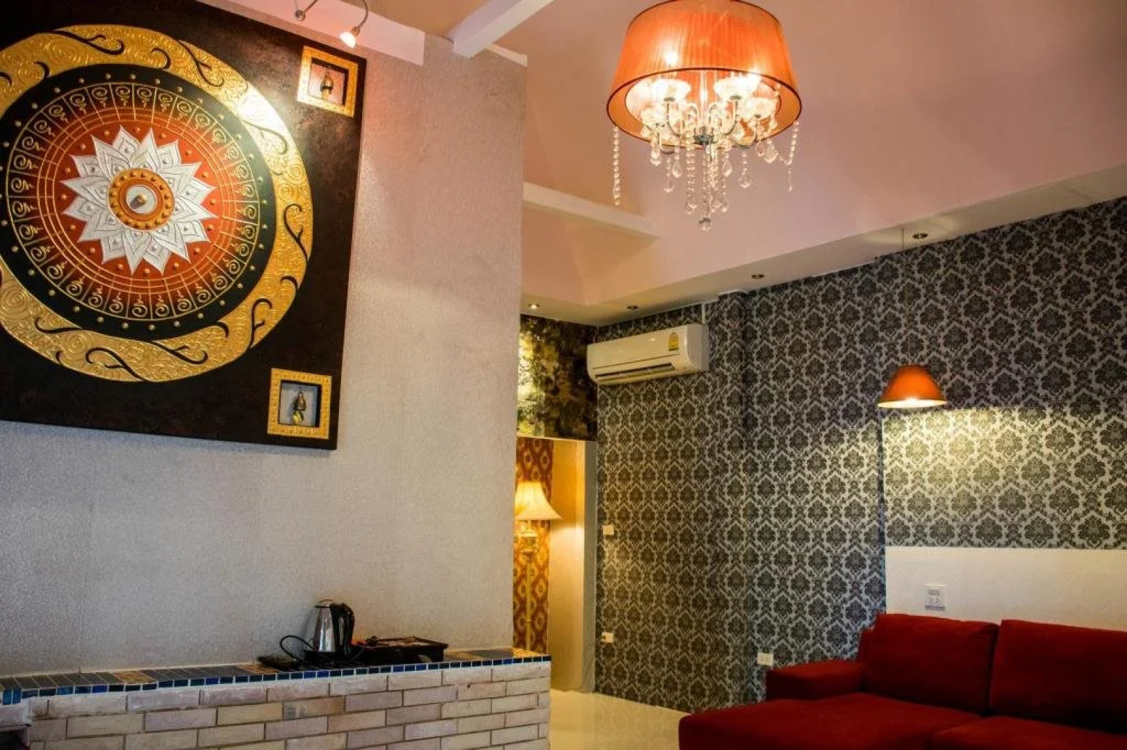 Phalaburi Resort by dreamhouse