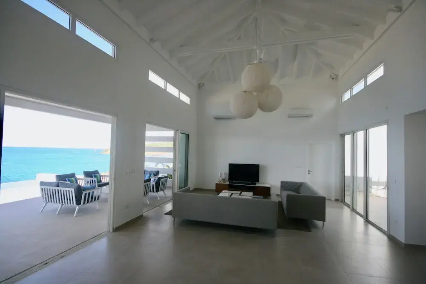 Villa Aqua by Island Properties Online