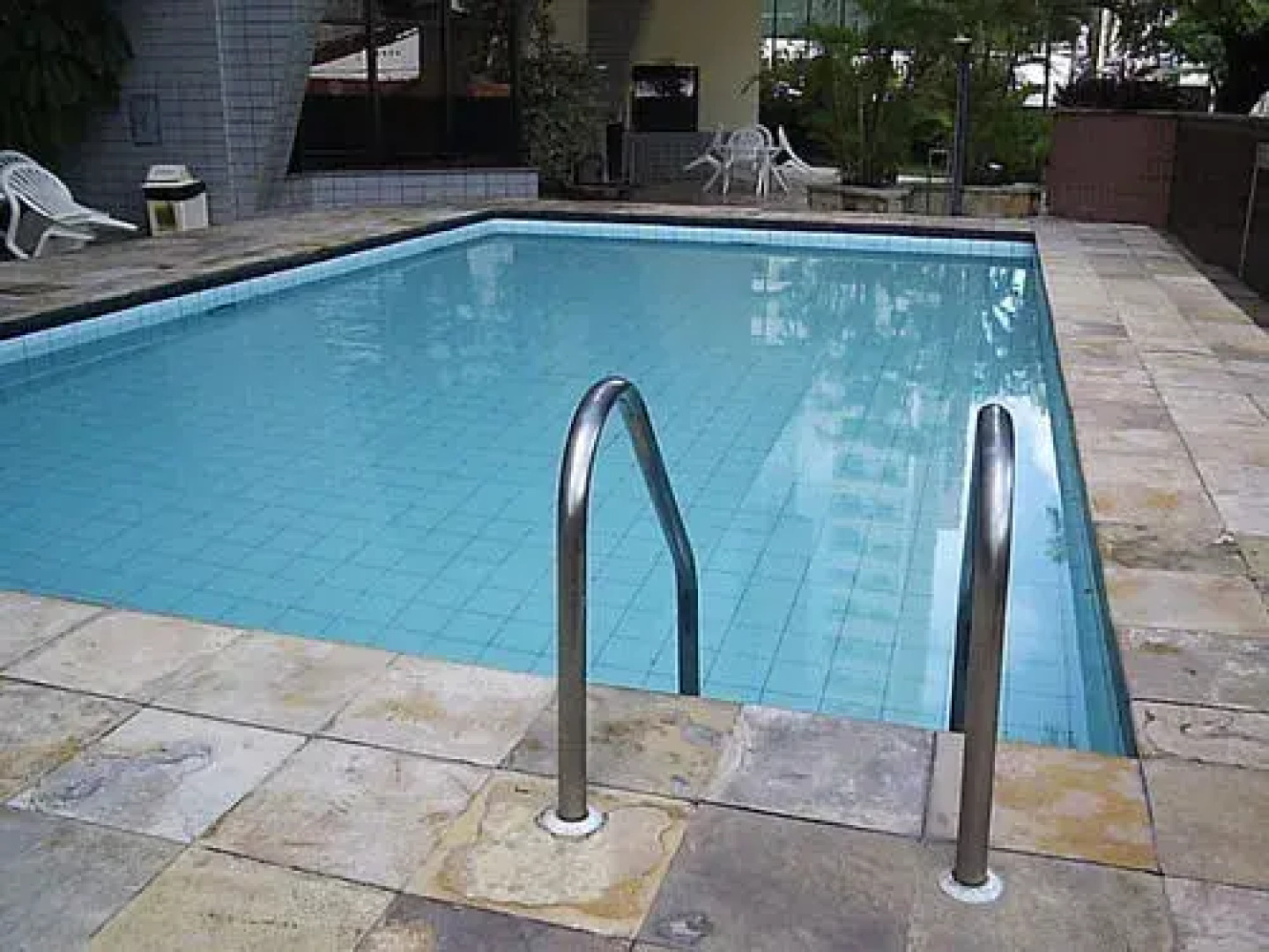 Moriah Apartments FO003