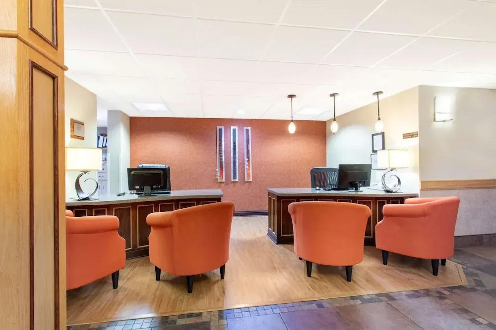 AmericInn Hotel & Suites Sheboygan