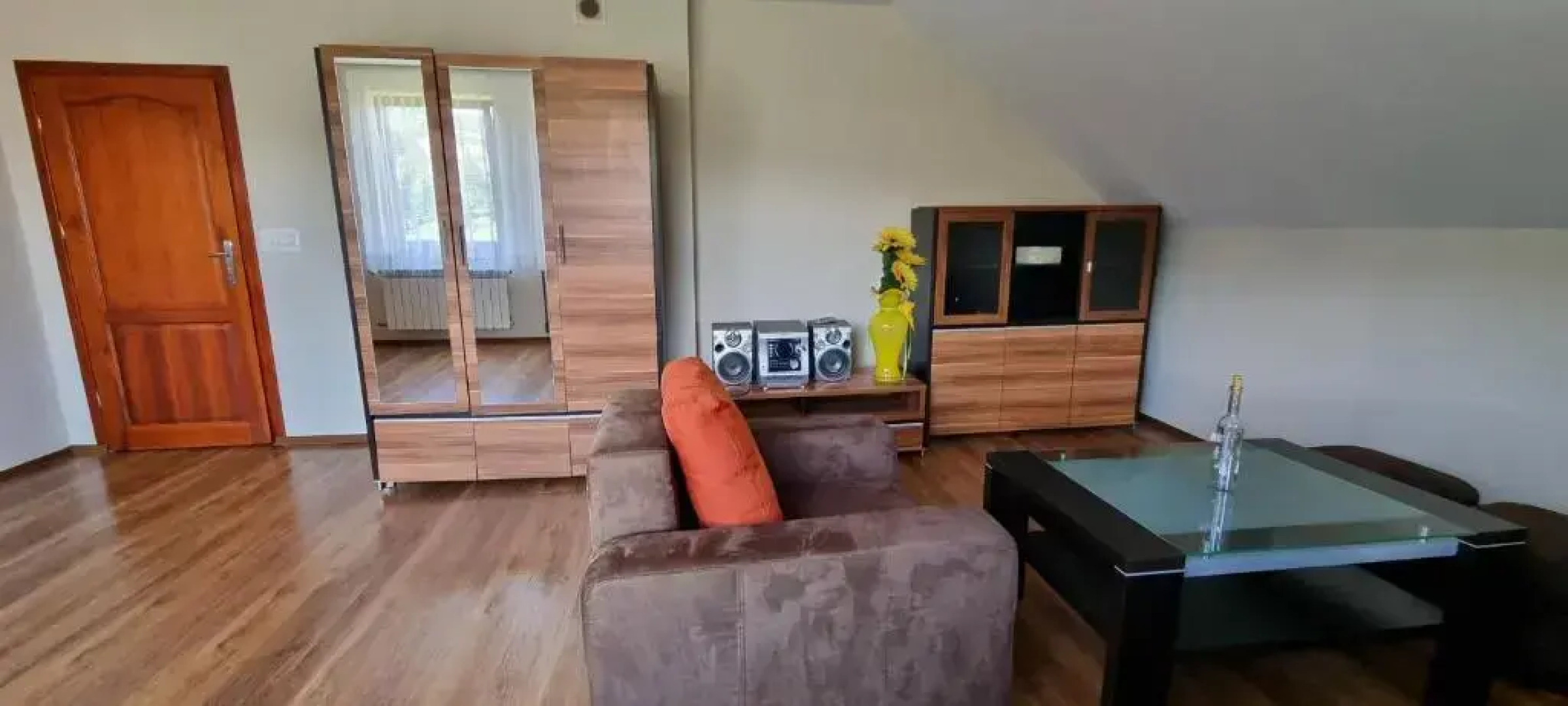 Prywatny Pokoj Z Kuchnia I Łazienka