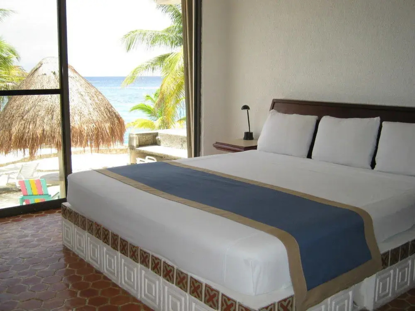 Condumel Condominiums