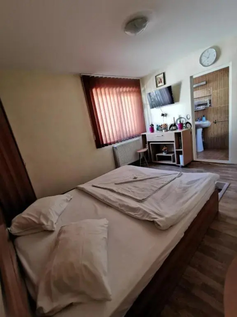 International Recola