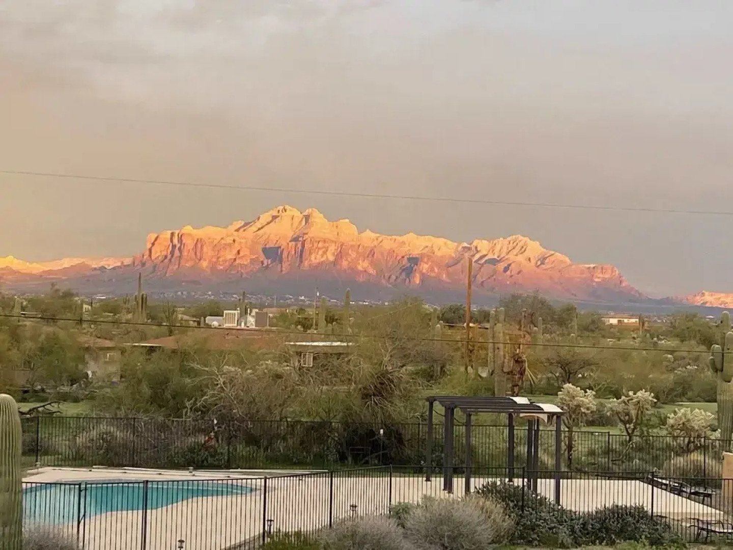 East Mesa Desert and Mountain Views: 5br, Pool