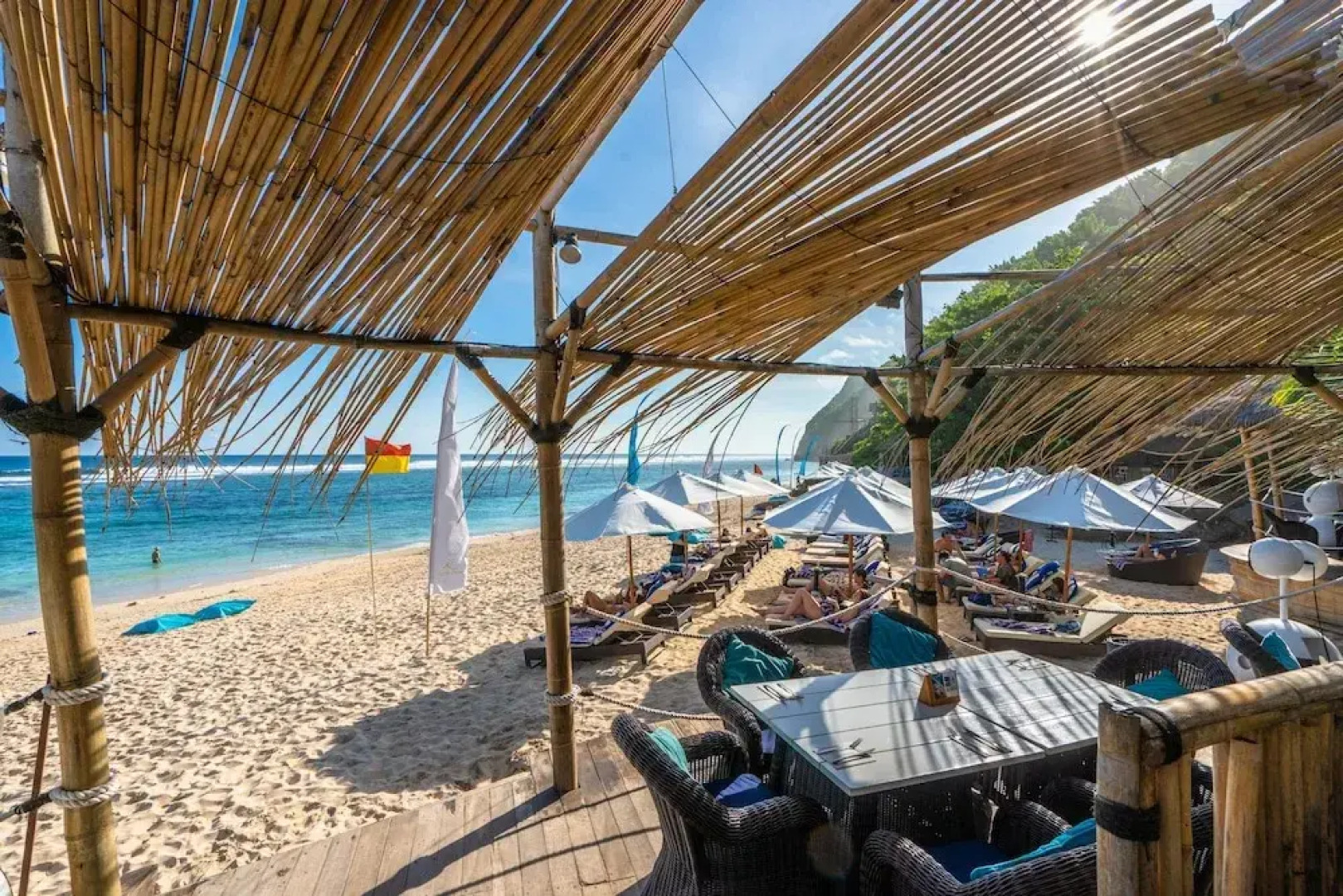 Cliffront Tropical Resort