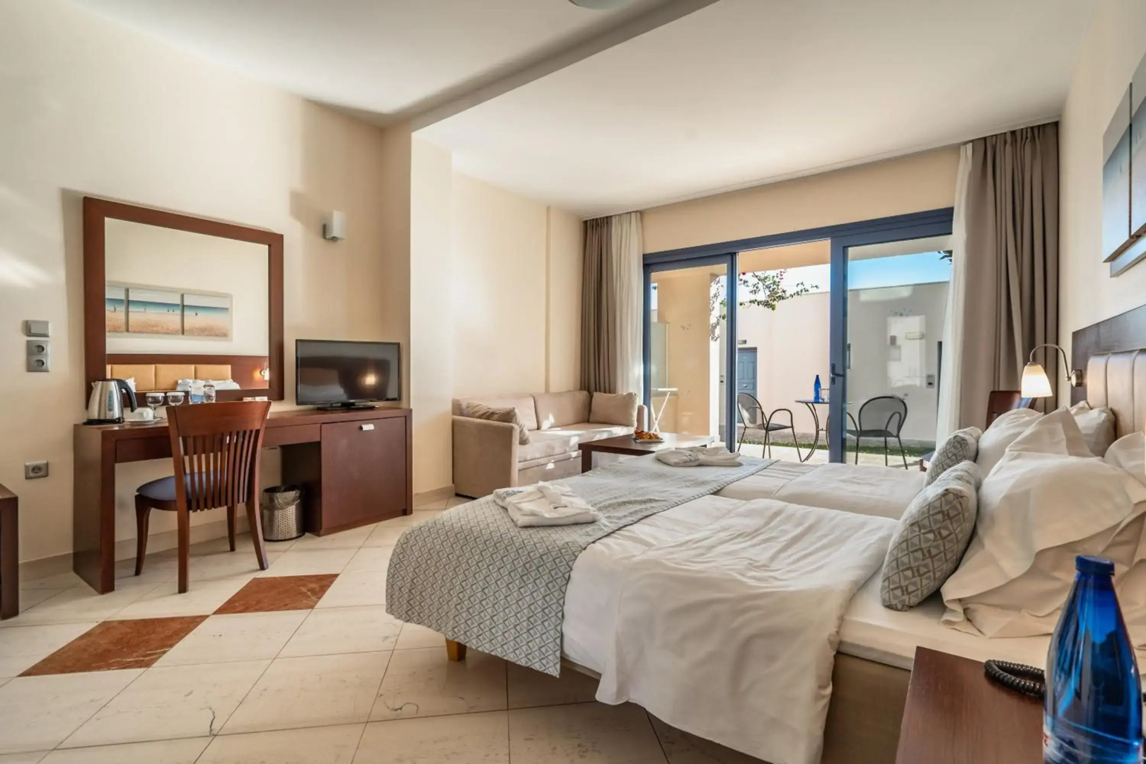 Porto Galini Seaside Resort & Spa