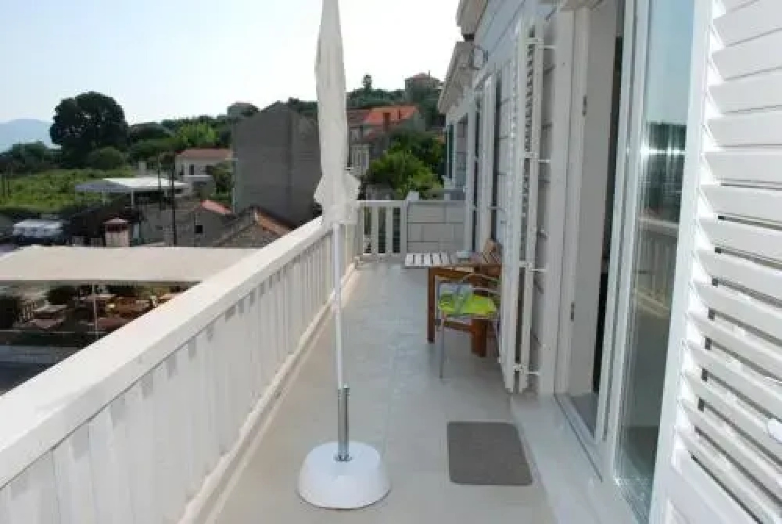 Apartments Lumbarda Beach