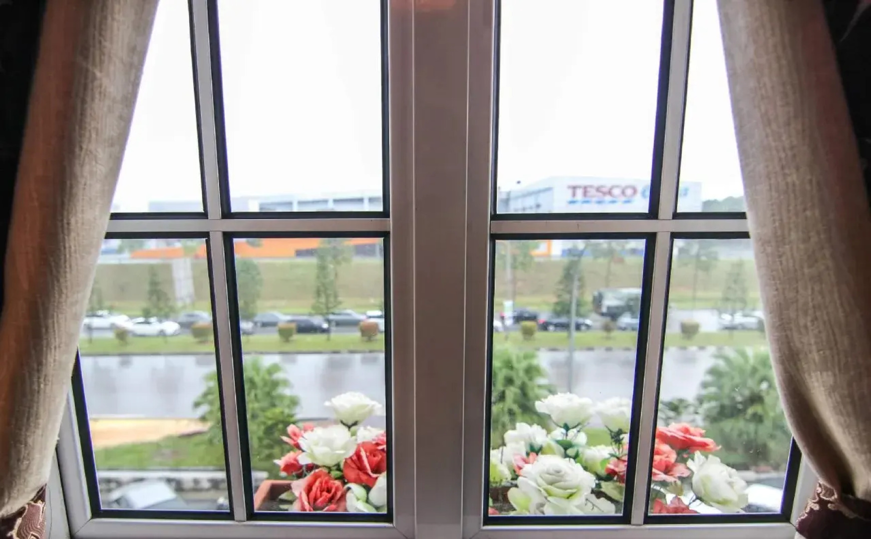 Hotel Zamburger Taman Mutiara Mas