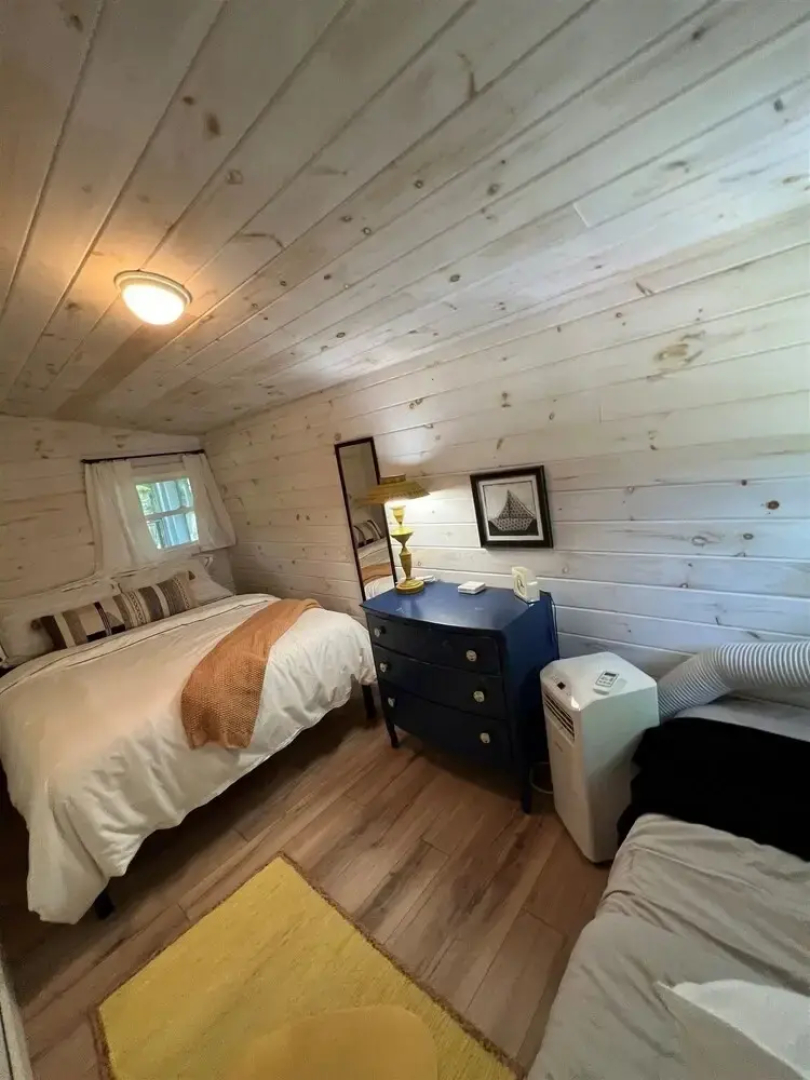 Maine Stay Lake House-limit12 4 Bedroom Home by RedAwning