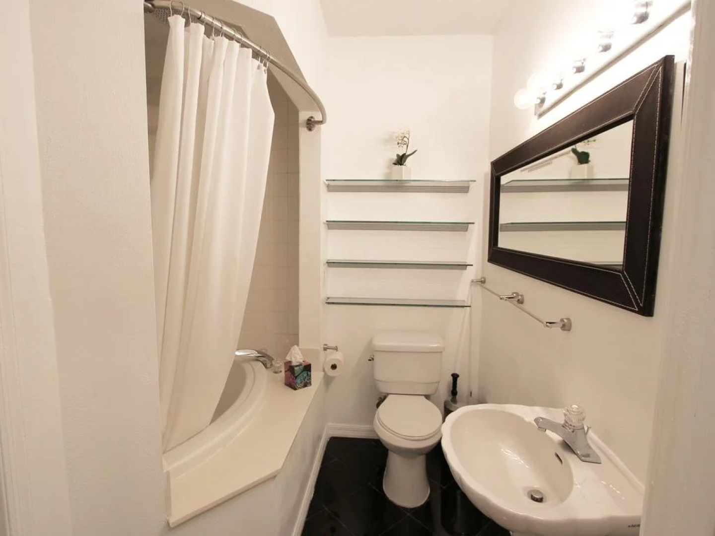 PGA Village 7 Room Golf Resort Villa by American Vacation Living