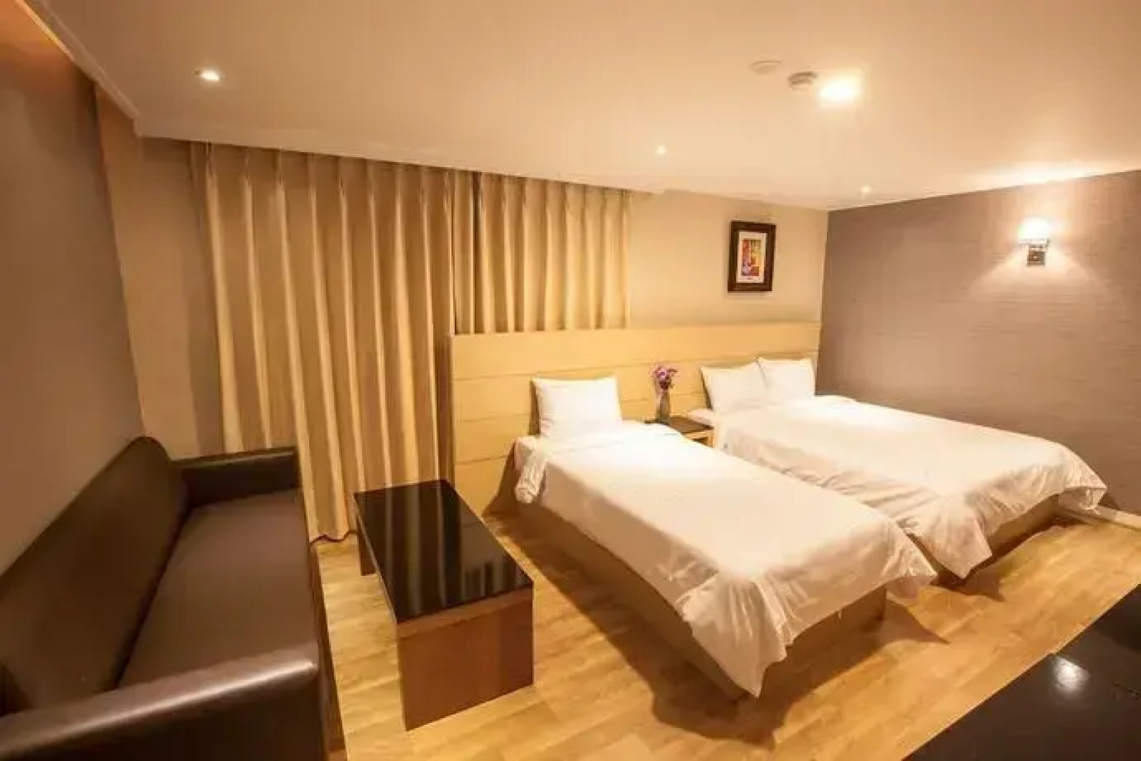 Pungnam Tourist Hotel