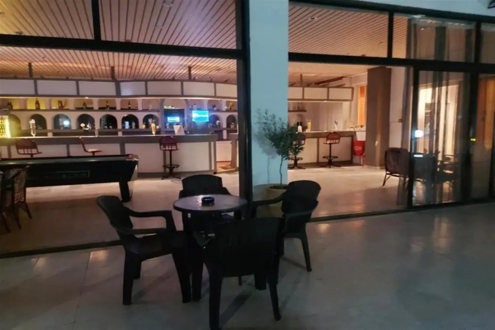 Villa Andrews Hotel