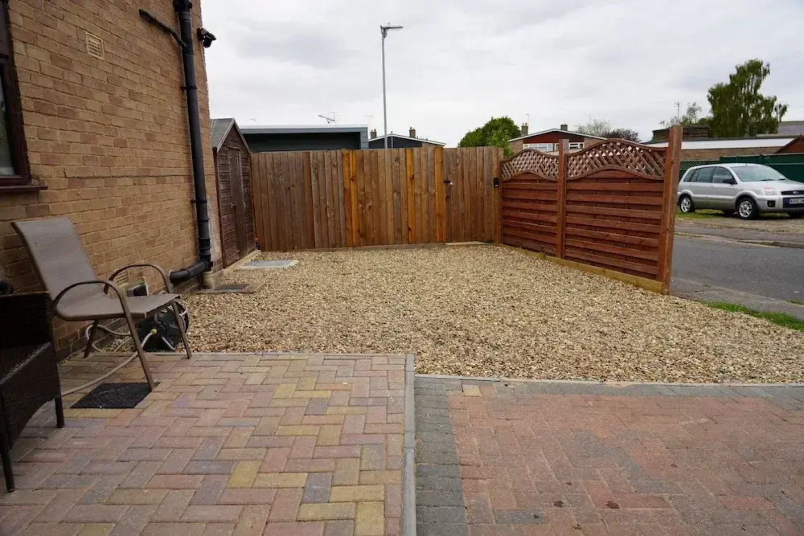 4 Bedroom Home - Sleeps 10 - Free Parking