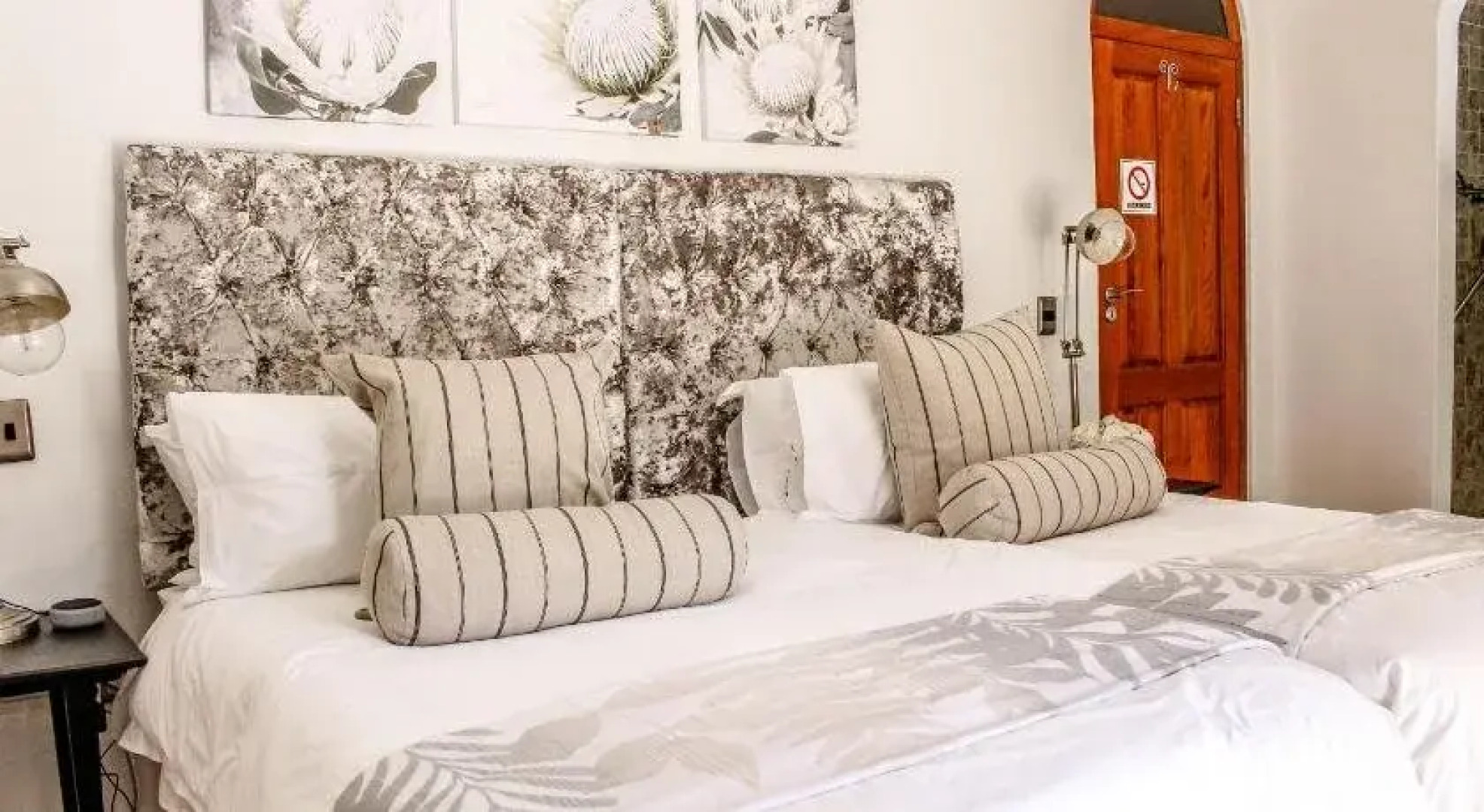 Jemimas Hospitality, Bunker on Bailie