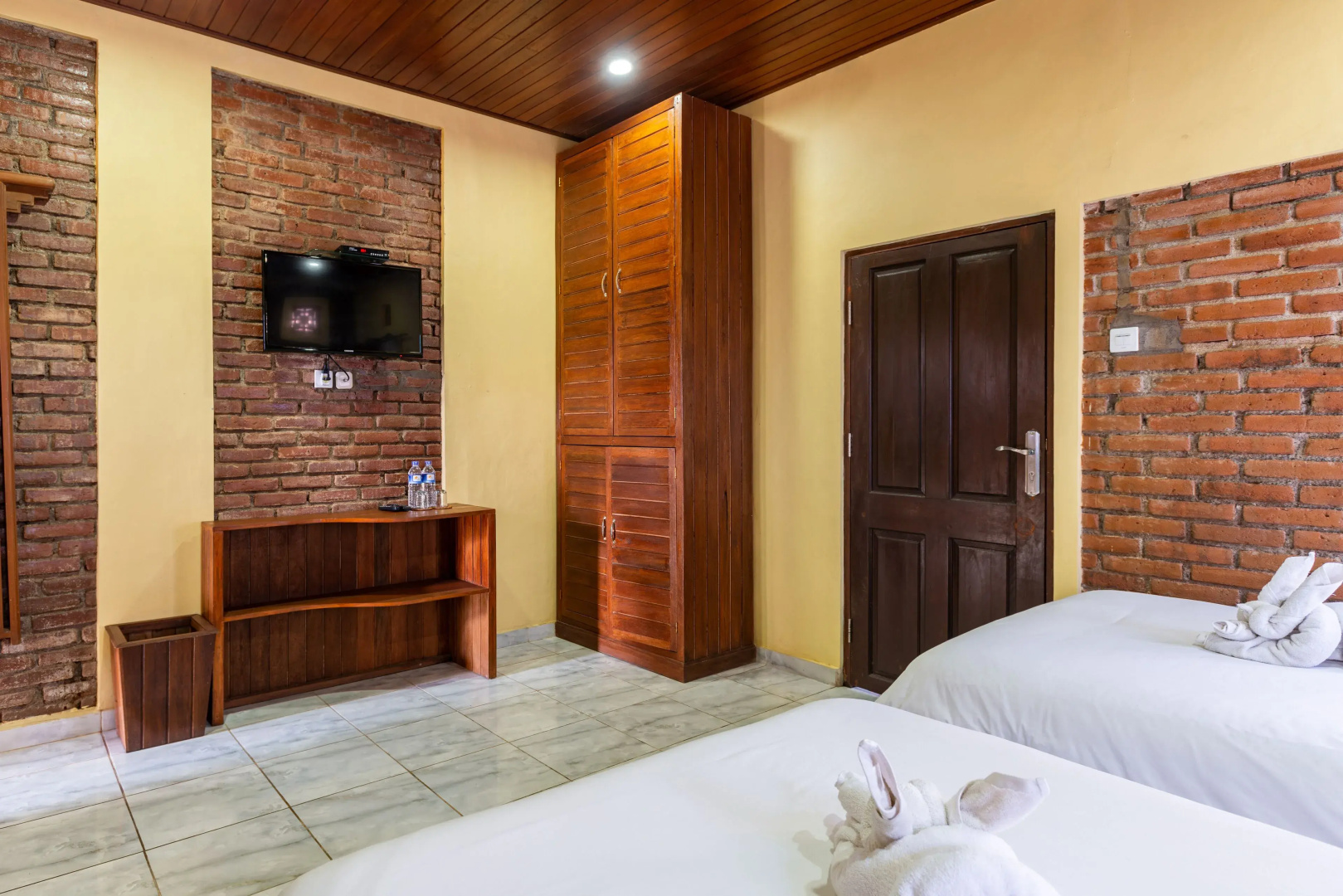 The GARUDA villa & Restaurant