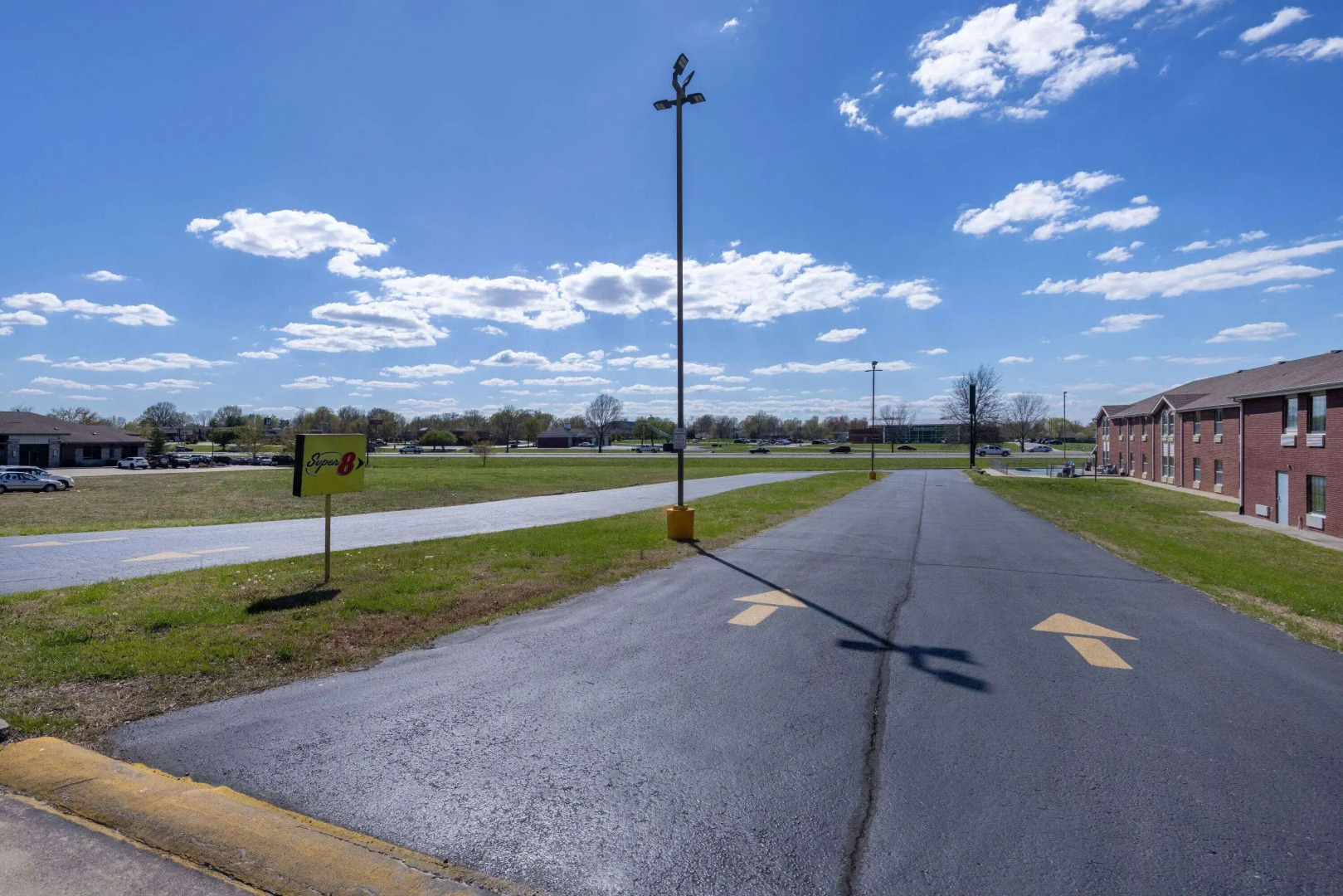 Super 8 by Wyndham Nixa/Springfield Area