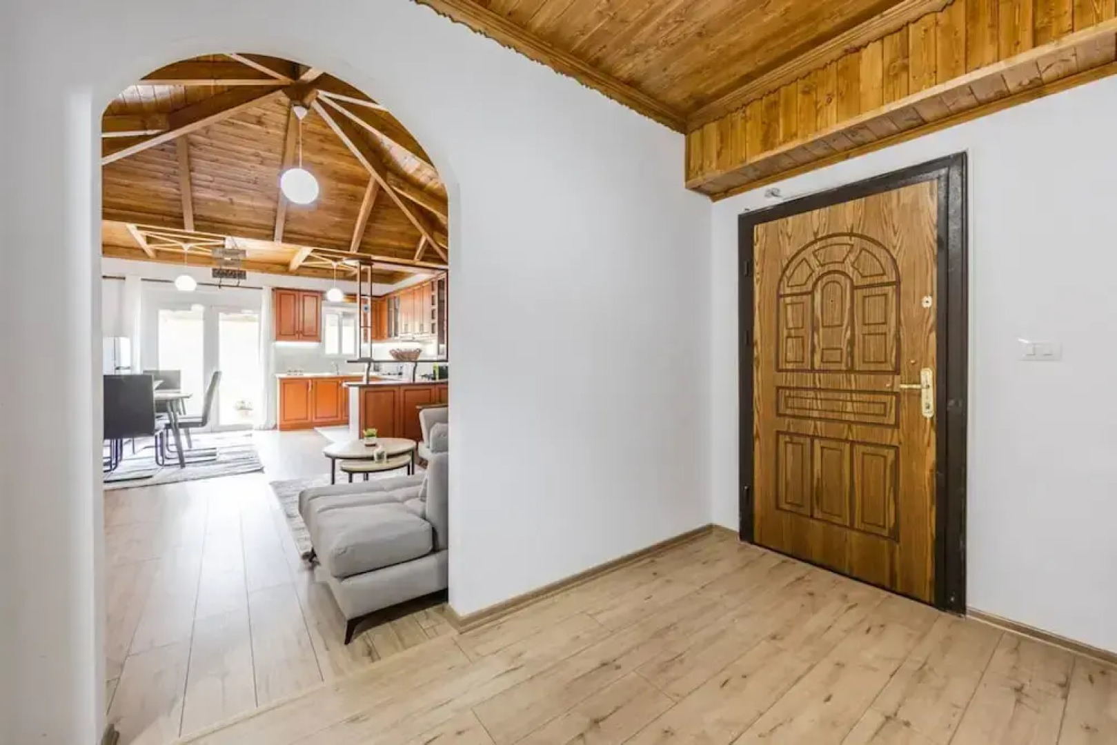 Hillside Apartment Gjirokast r