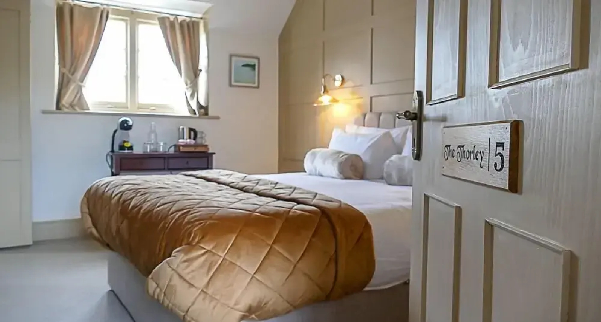 The Bugle Coaching Inn