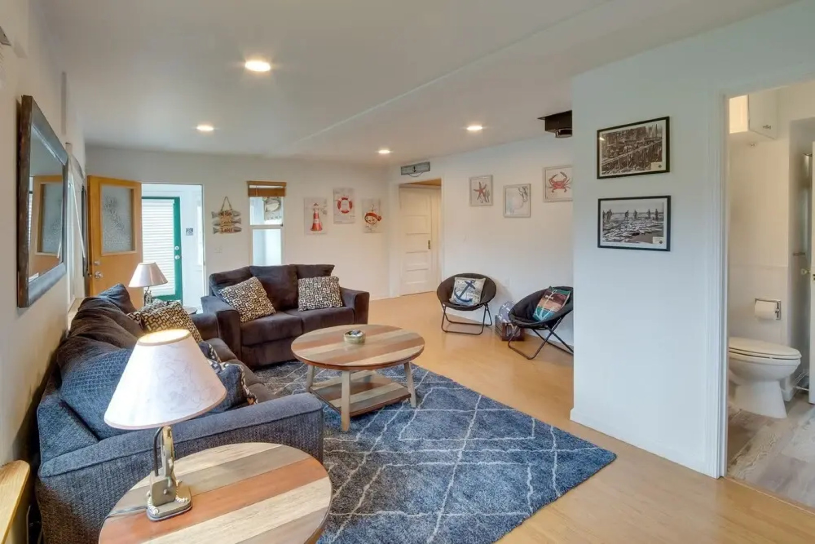 Charming Gold Beach Home < 1 Mi to Rogue River!