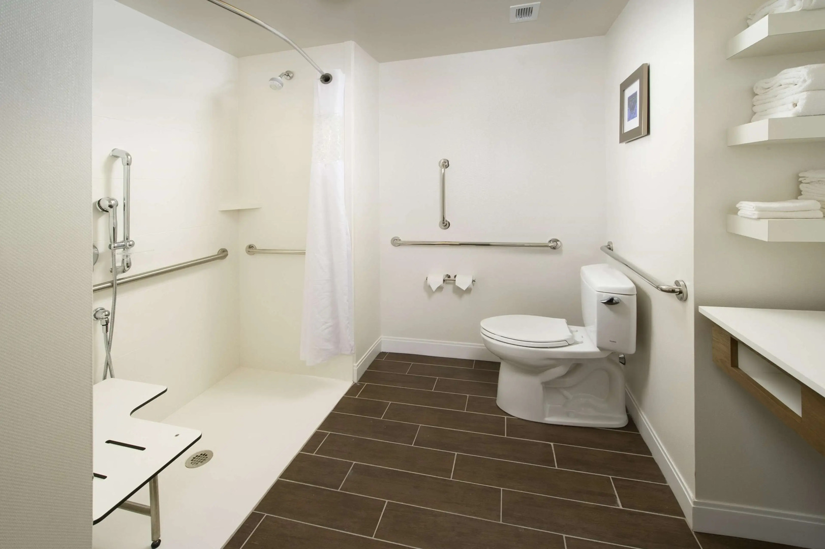 Hampton Inn & Suites Syracuse/Carrier Circle