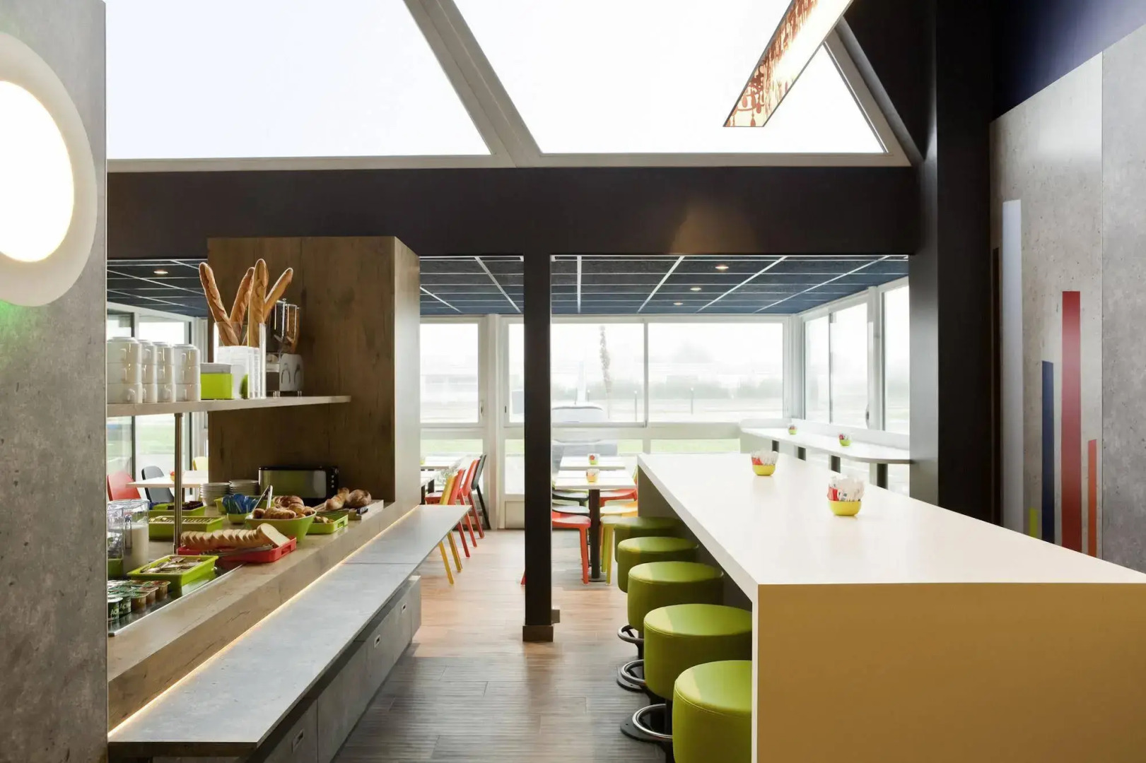 ibis budget Pontault Combault RN4 Marne la Vallée