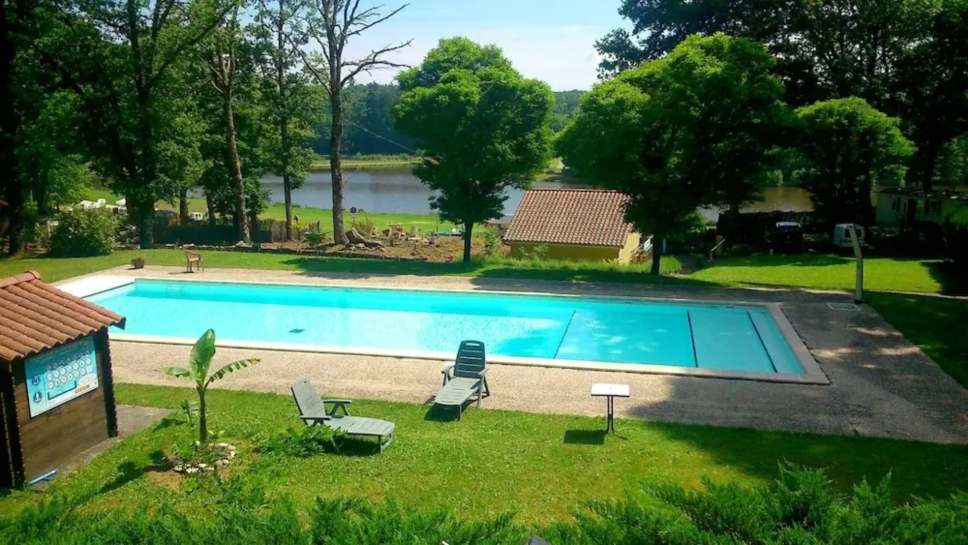 Bungalow With 2 Bedrooms in Rochechouart, With Wonderful Lake View, Po