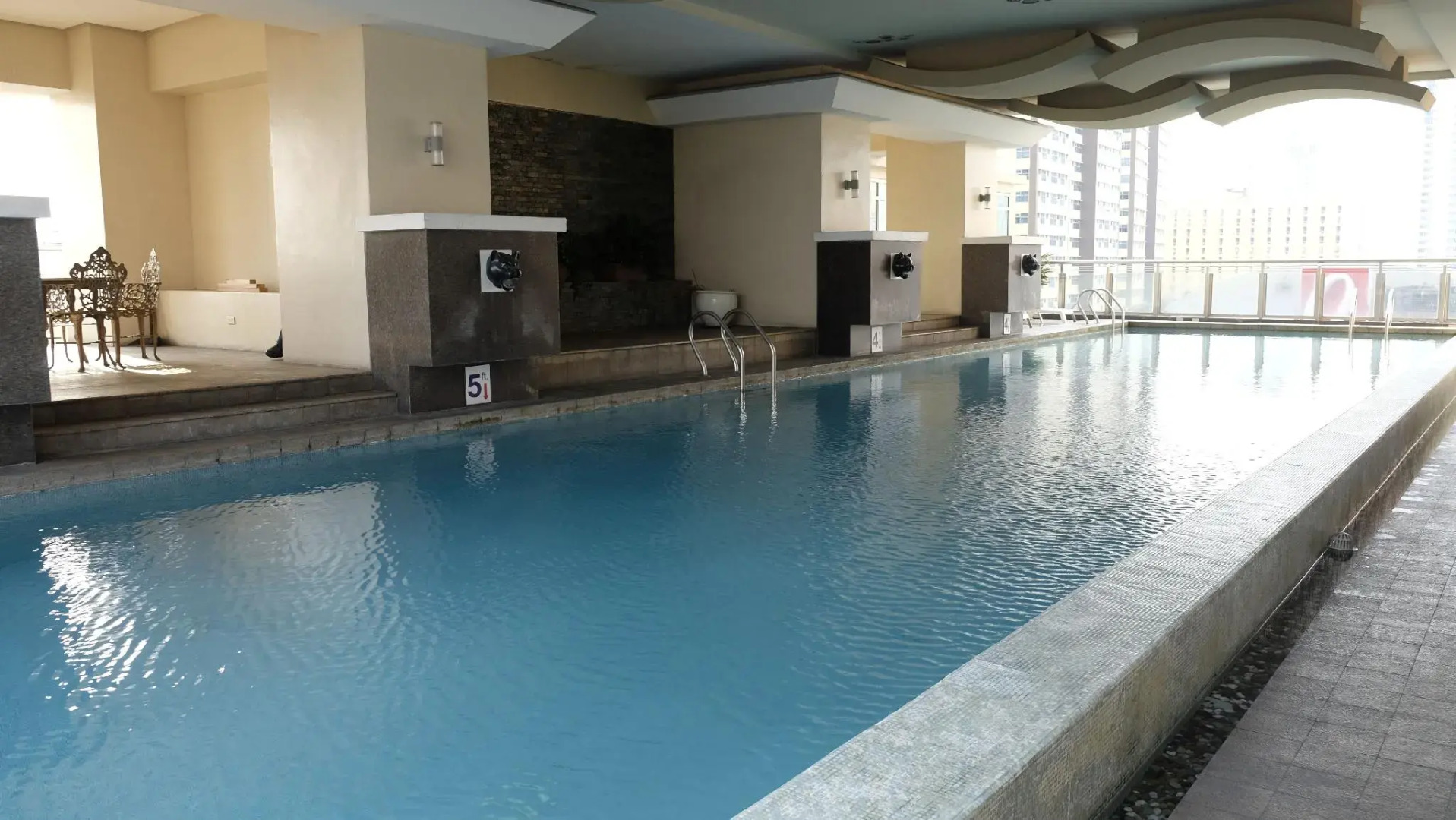 ZEN Rooms Malate Robinsons