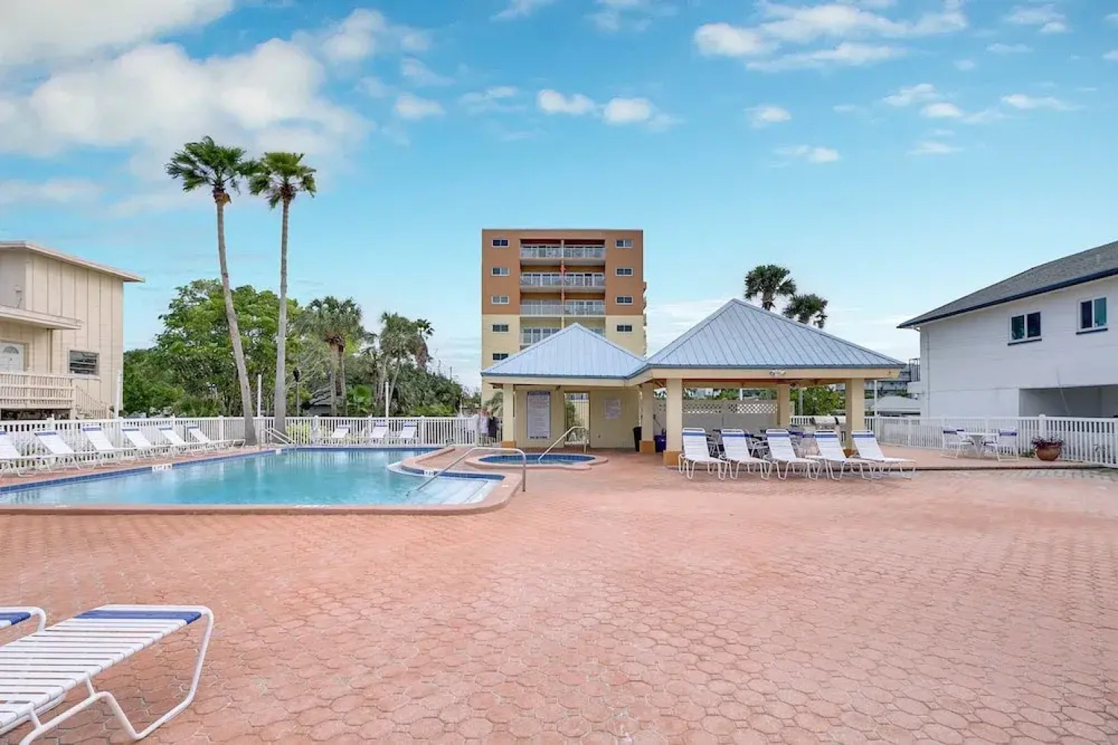 18320 Gulf Blvd Condo Unit 404