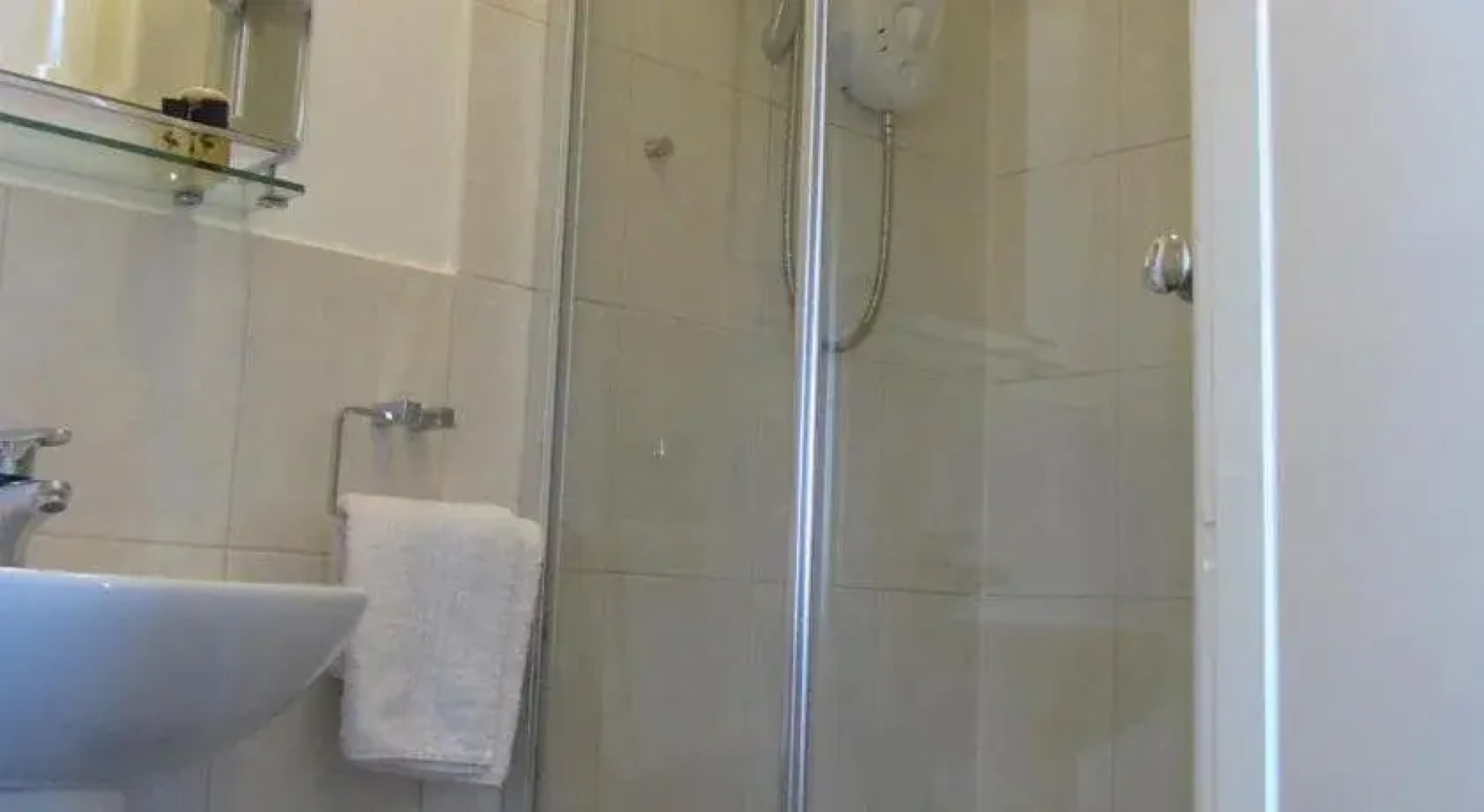 Treetops Guest House