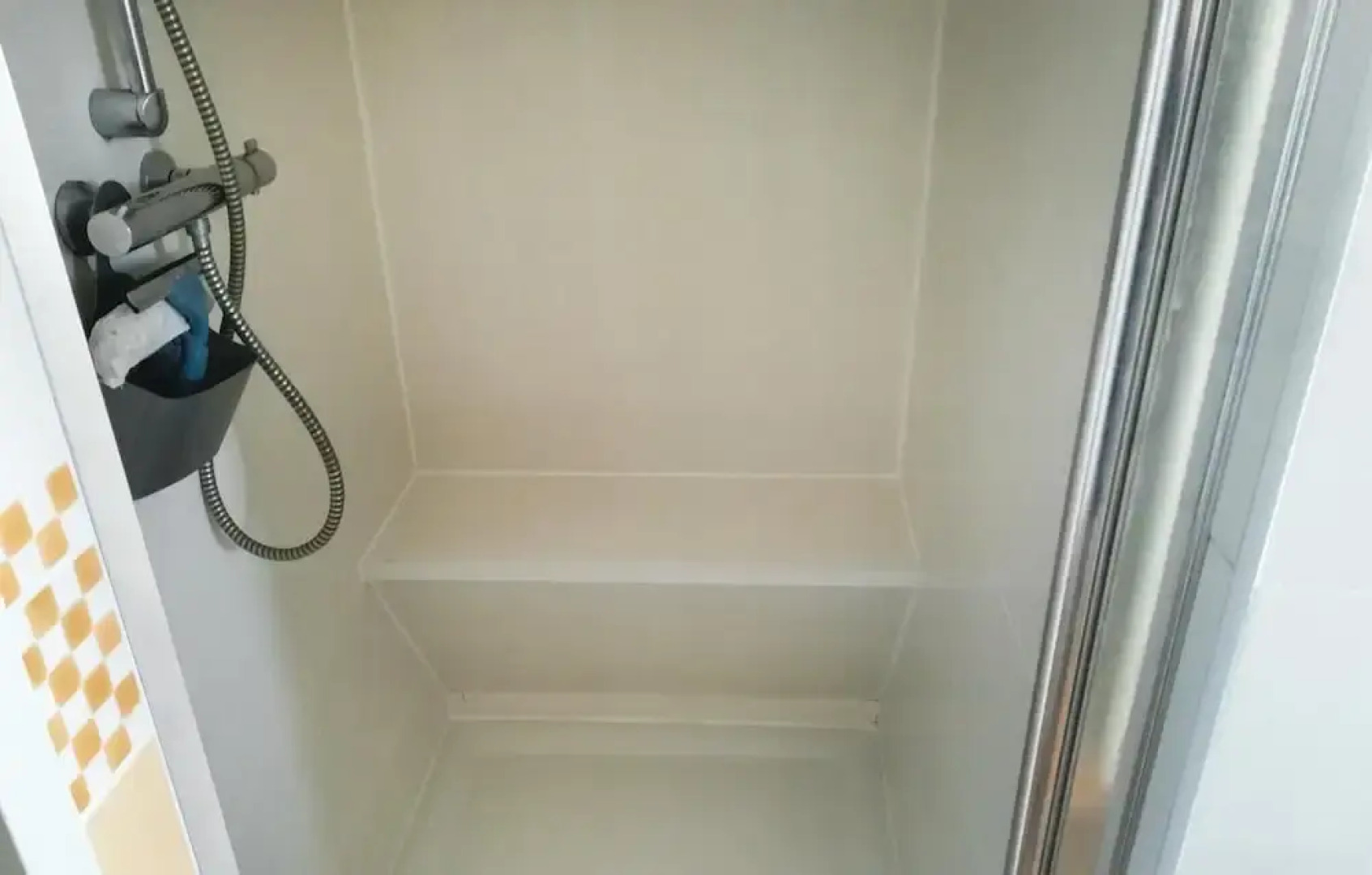 Stunning Home in Zeewolde With 4 Bedrooms, Wifi and Outdoor Swimming Pool