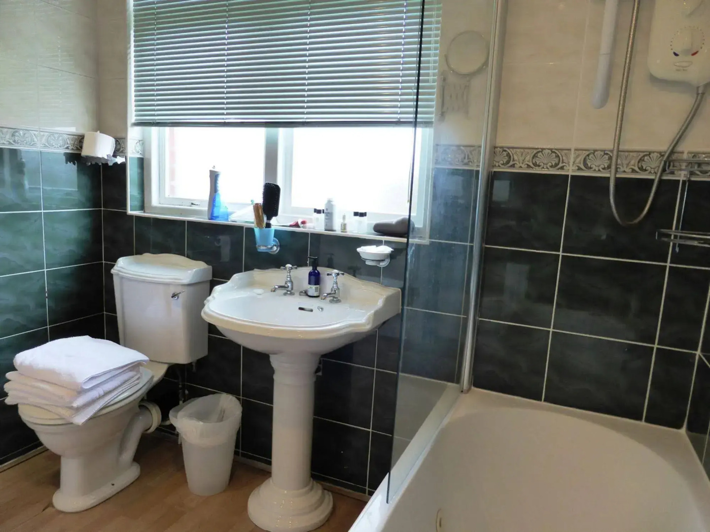 Isis Restaurant and Hotel