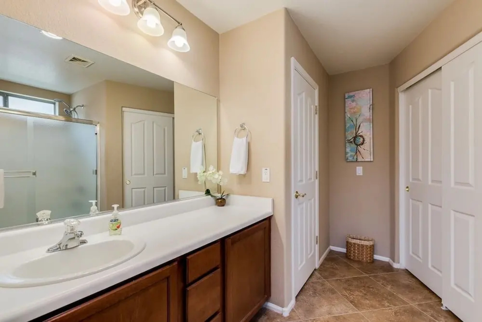 Stratford Place - 4 Br home by RedAwning