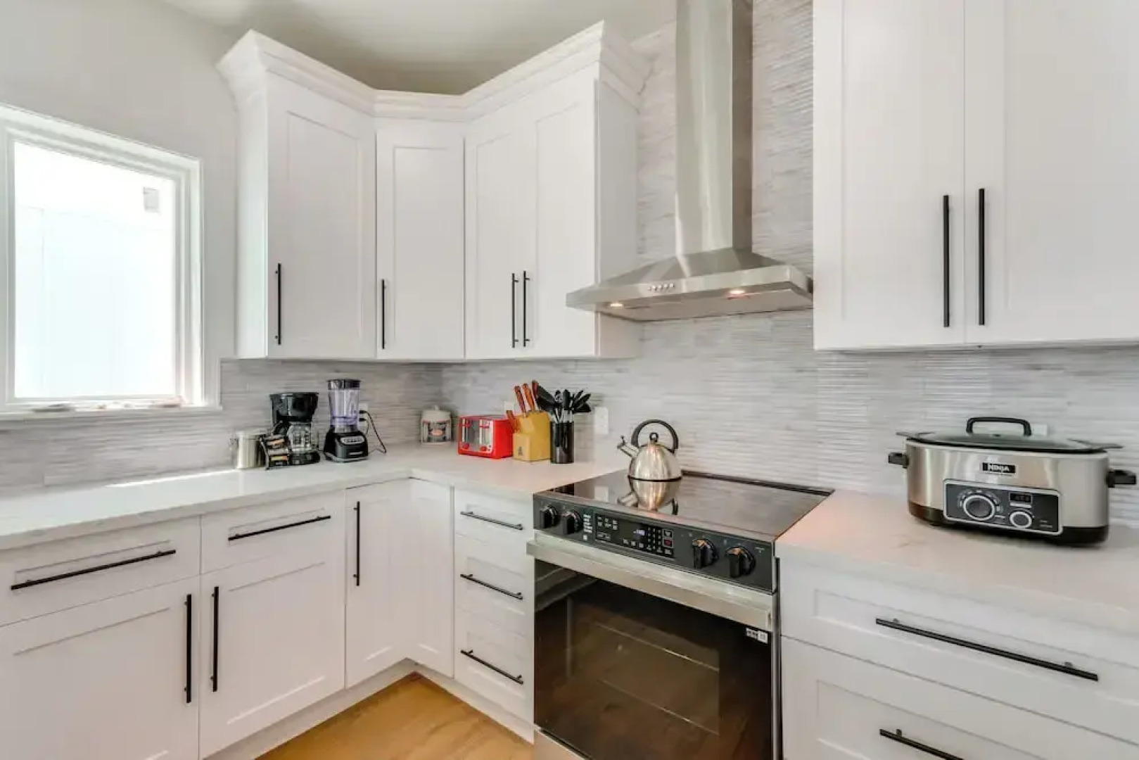 Walk to Beach: Home w/ Ocean View in Navarre!