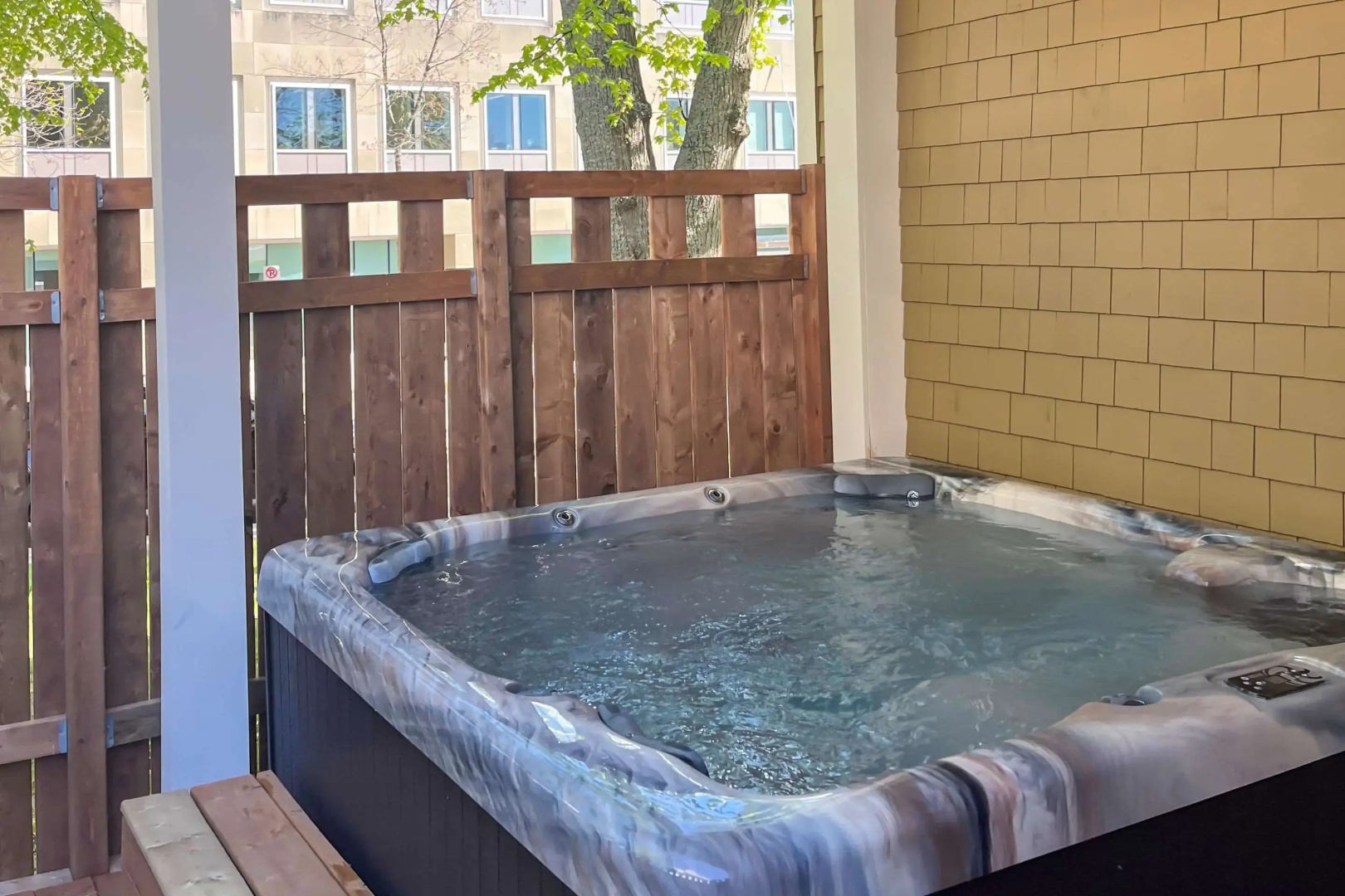 Quality Inn & Suites Downtown