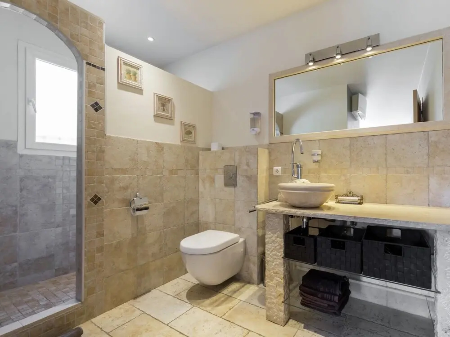 Magnificent Villa In Vence with Swimming Pool