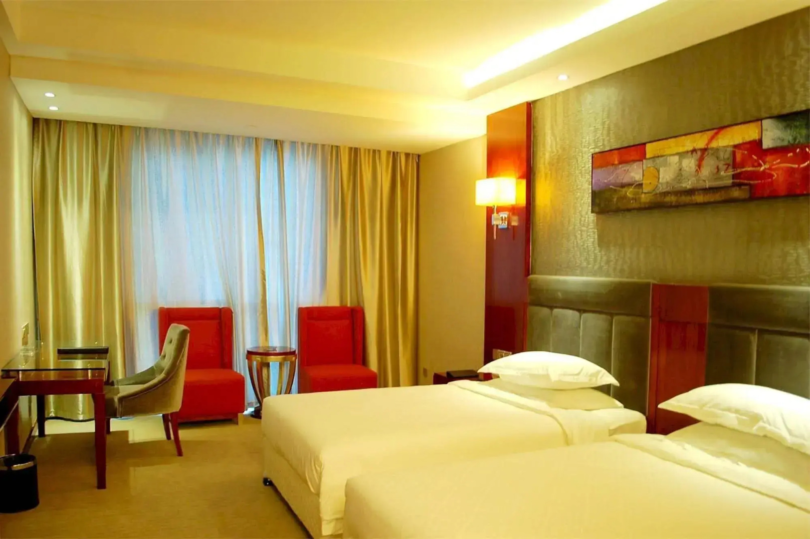 Yichang Guobin Bandao Hotel