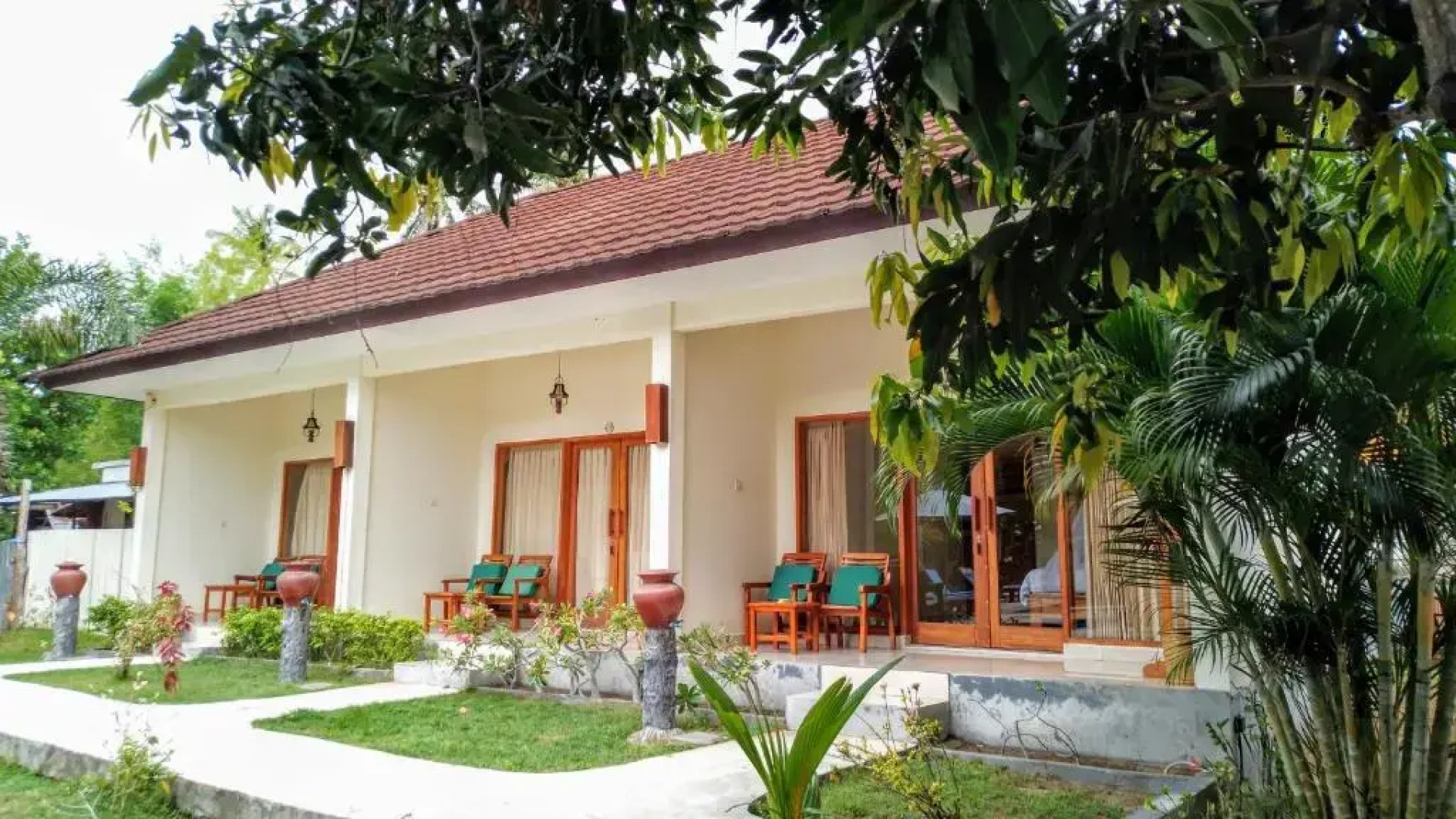 Salili Bungalows