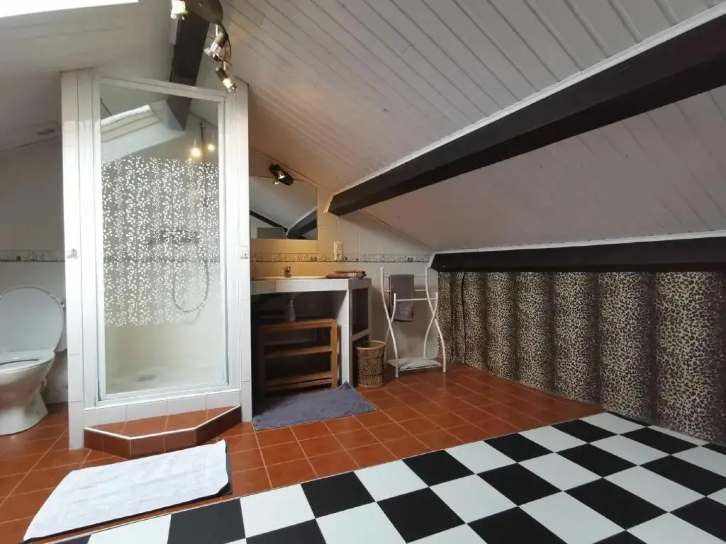 Gîte Saint-Germain-Laprade, 4 pièces, 6 personnes - FR-1-582-322