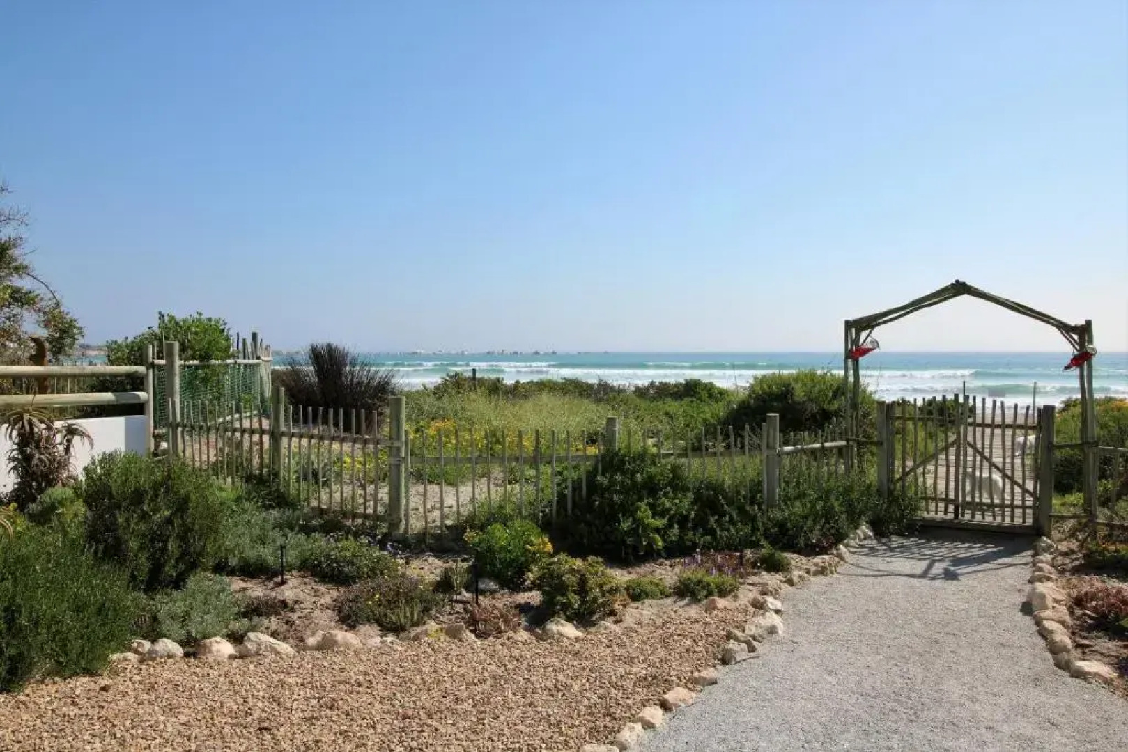 Baywatch Paternoster - The Penthouse