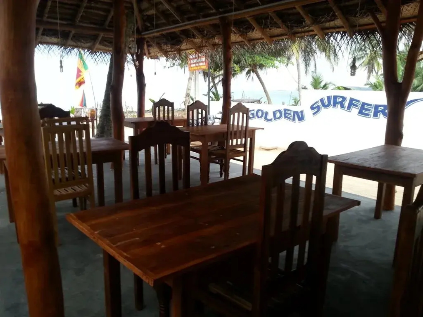 Golden Surfer Beach Hotel