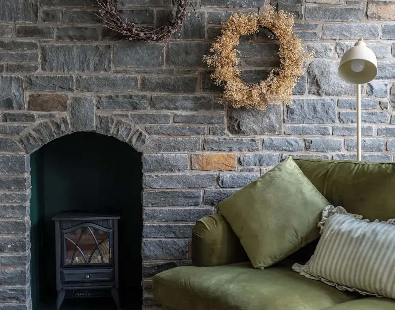 Cottage Cwtch