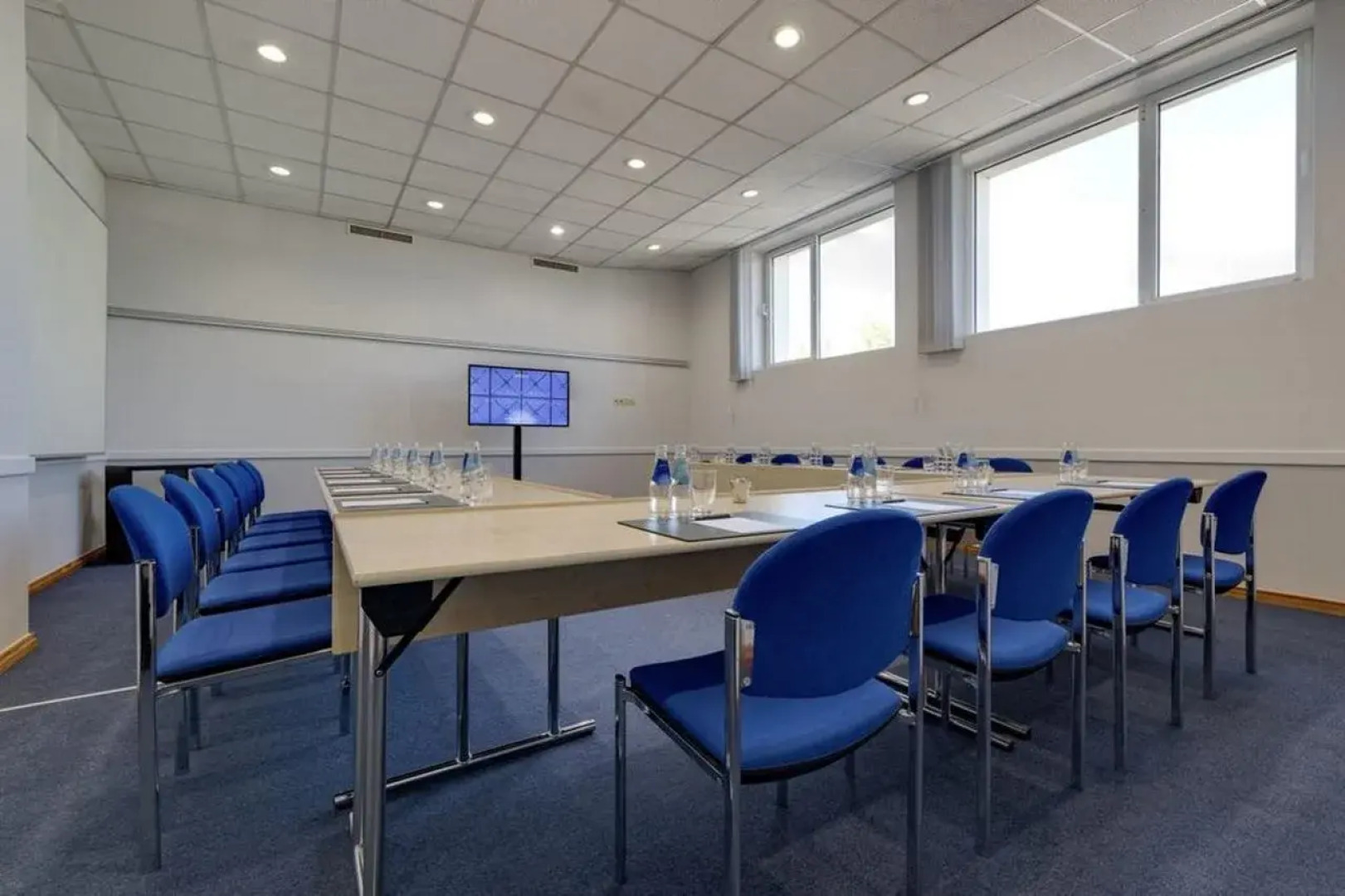 Отель Radisson Blu Daugava 