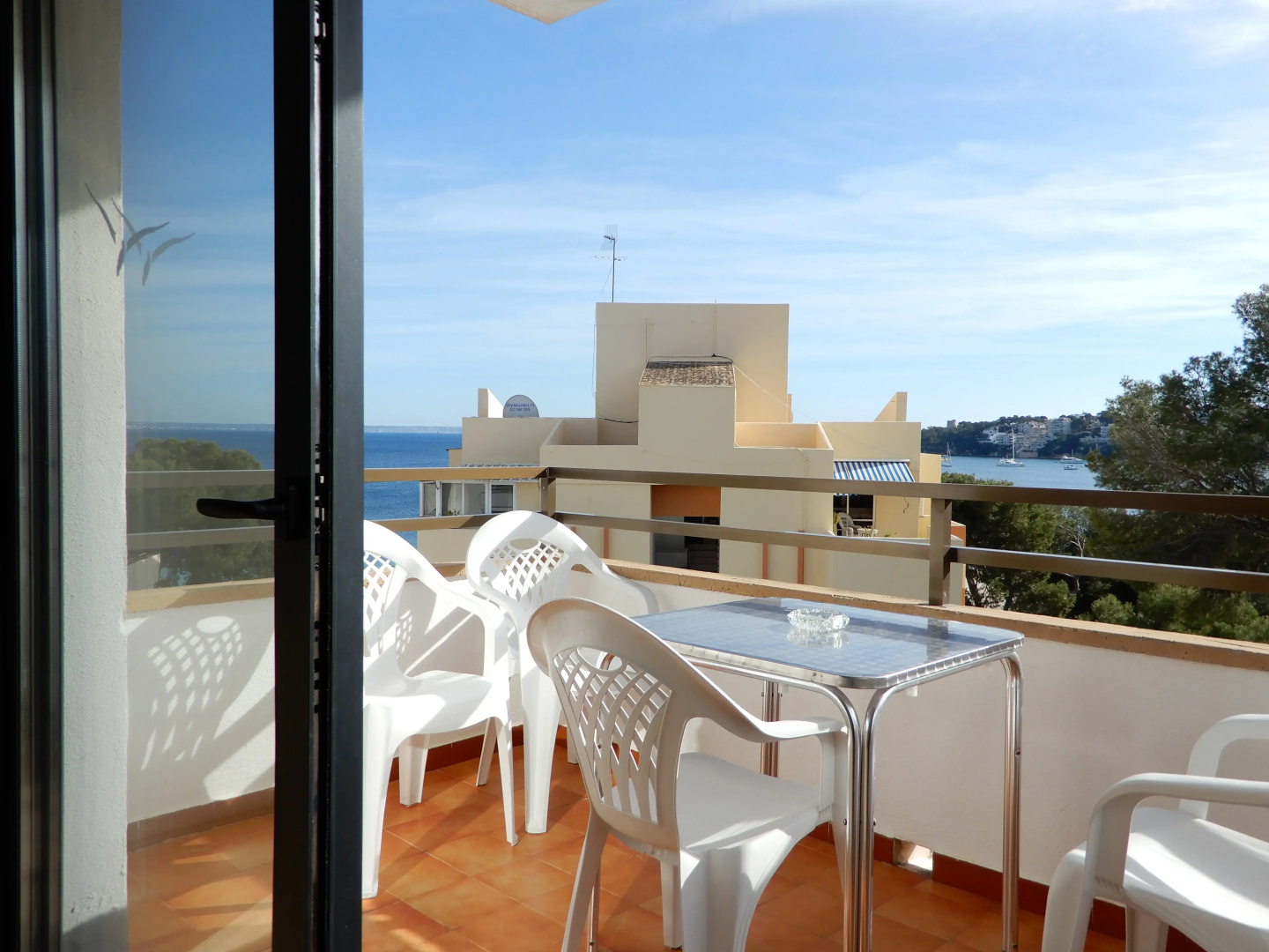 Marina Palmanova Apartamentos