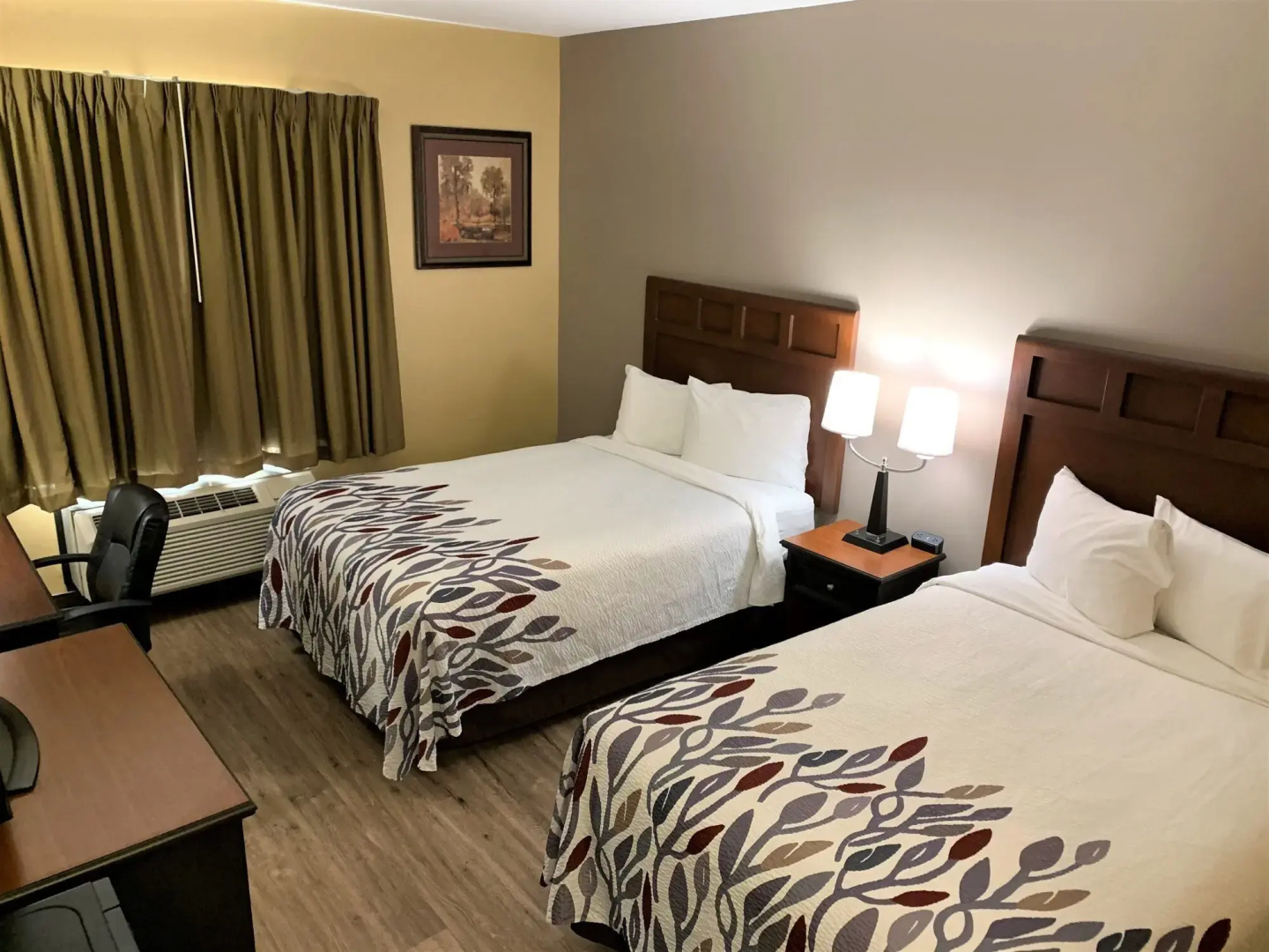 Red Roof Inn & Suites Bloomsburg – Mifflinville