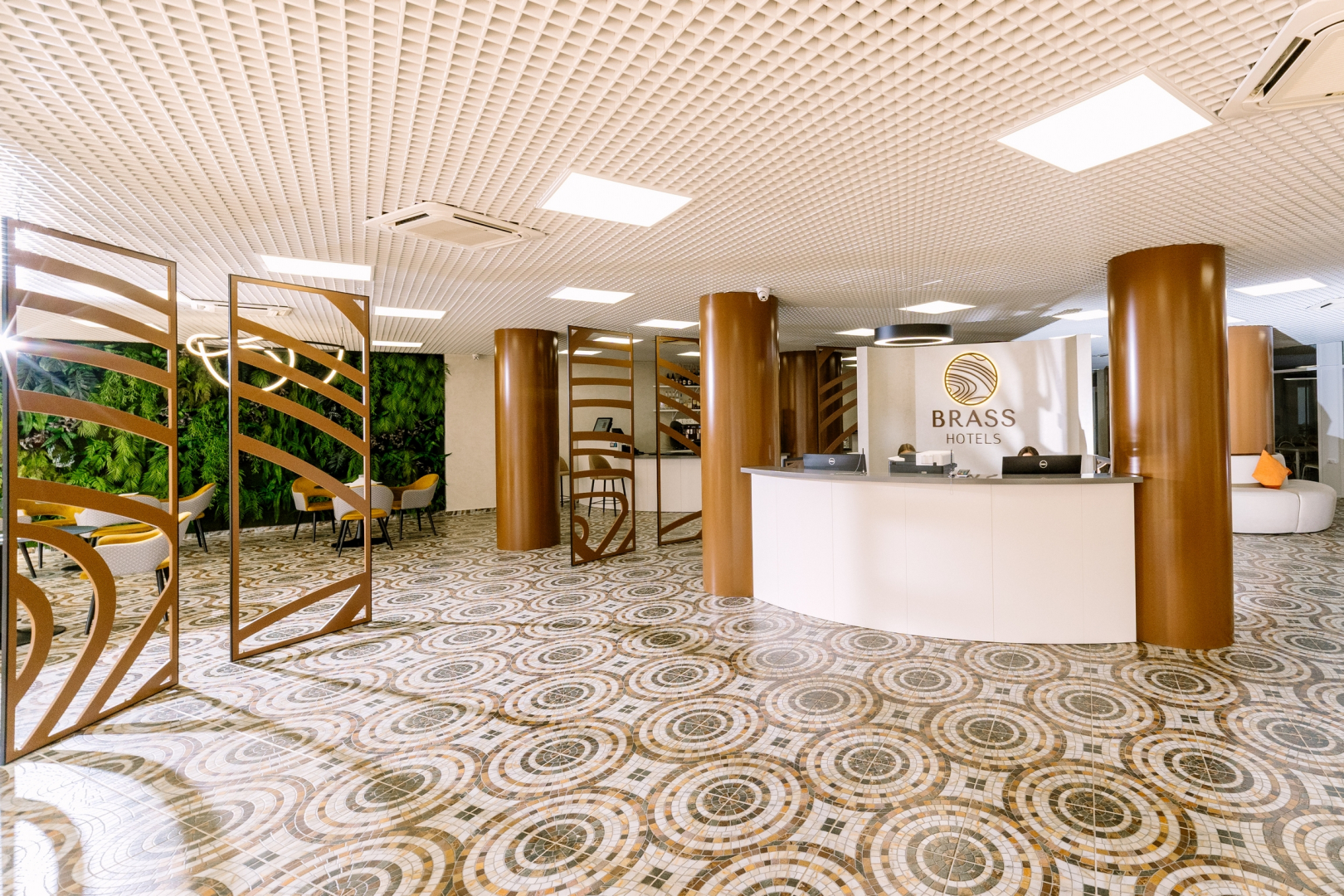 Брасс Фэмили отель