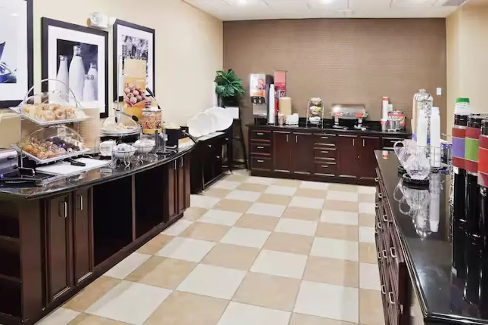 Hampton Inn and Suites Dumas
