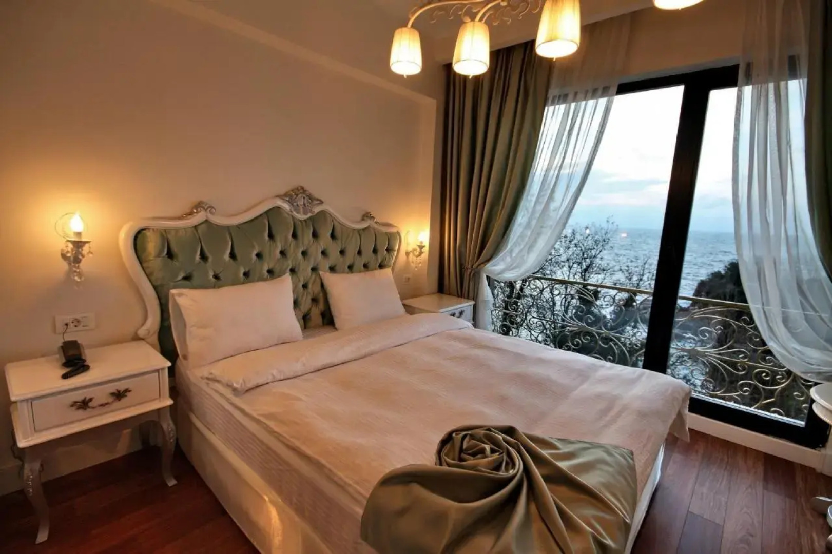 Bab-i Zer Konaklama Ve Restoran