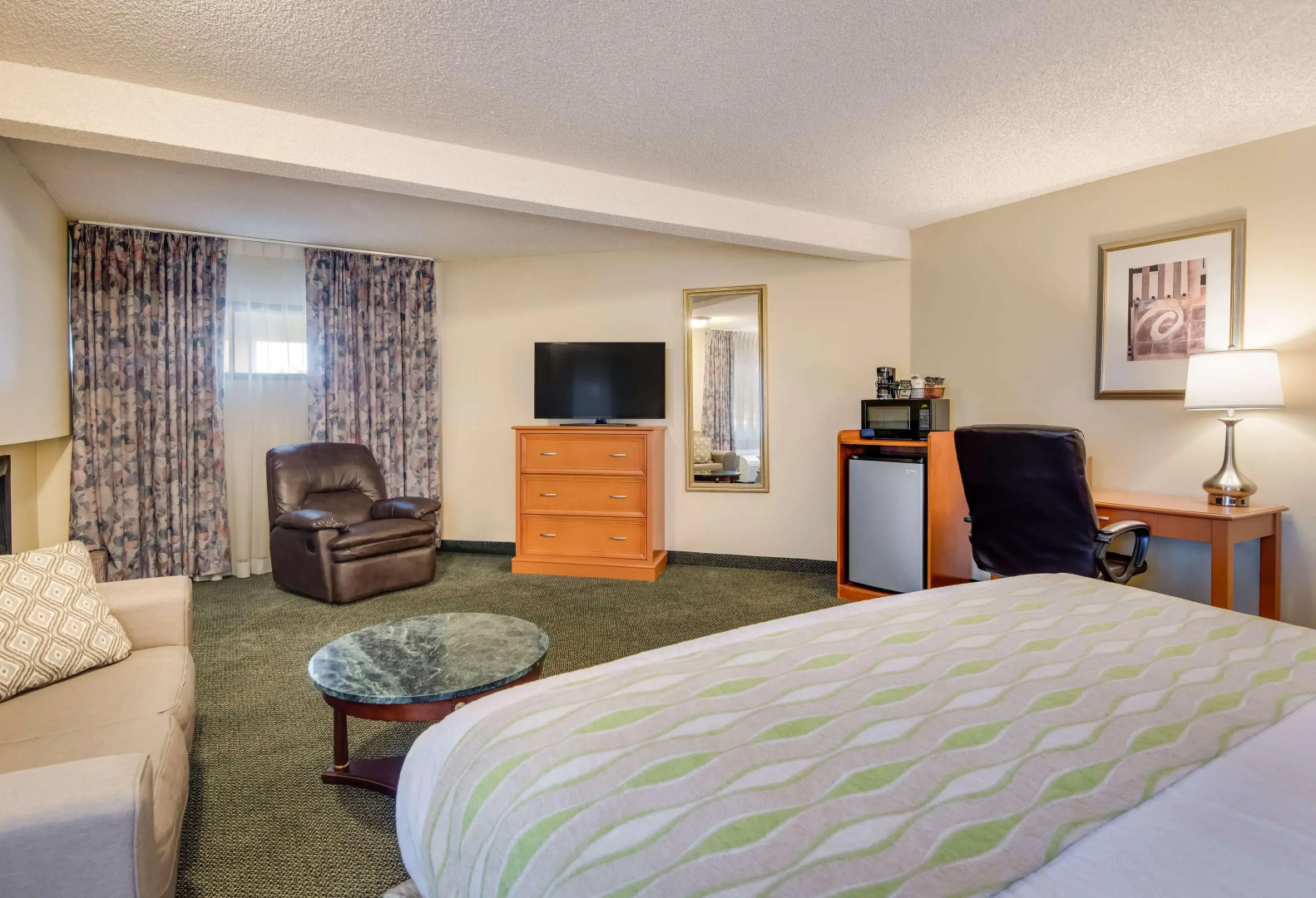 SureStay Plus Hotel by Best Western Reno Airport
