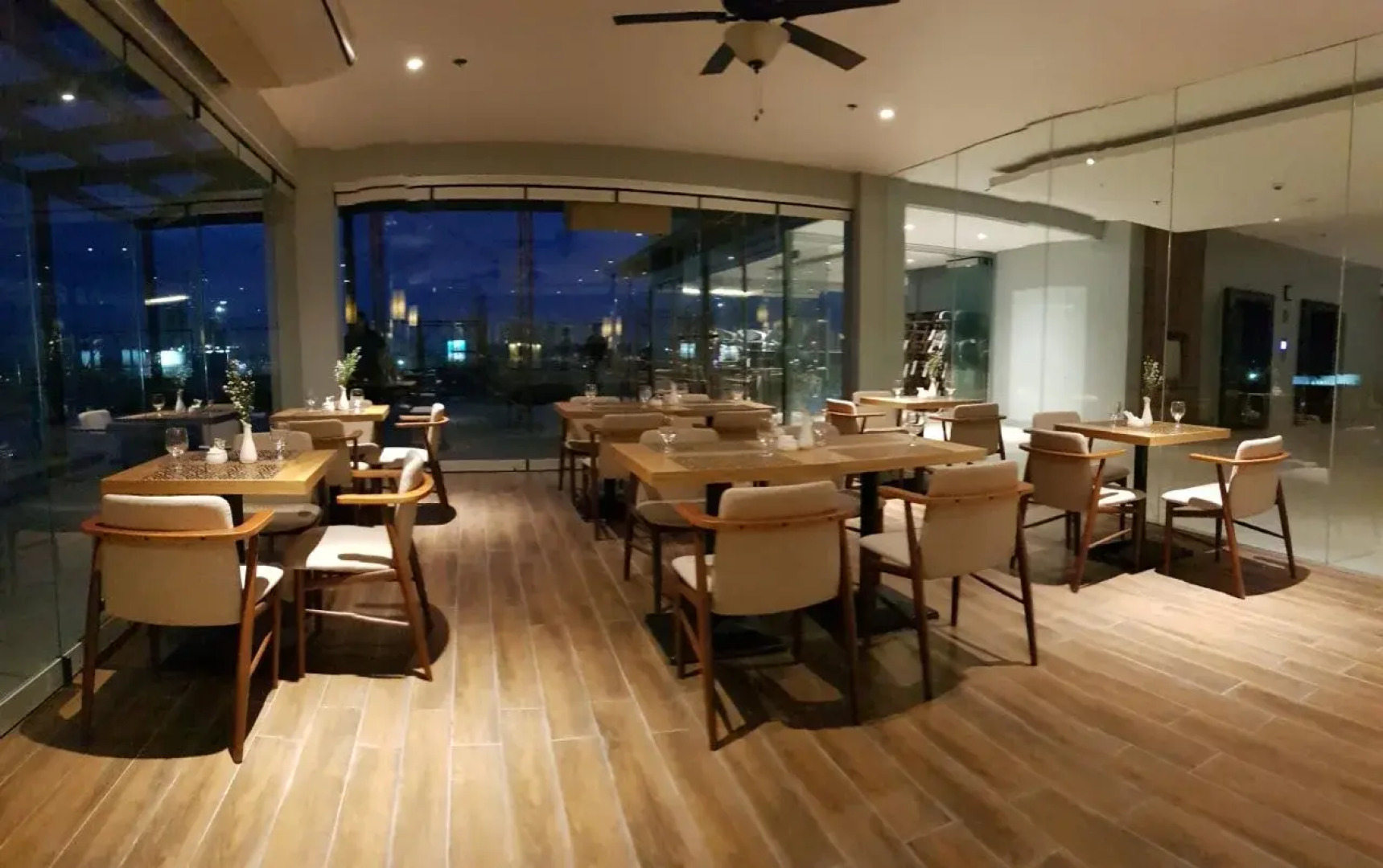 Blue Lotus Hotel Davao