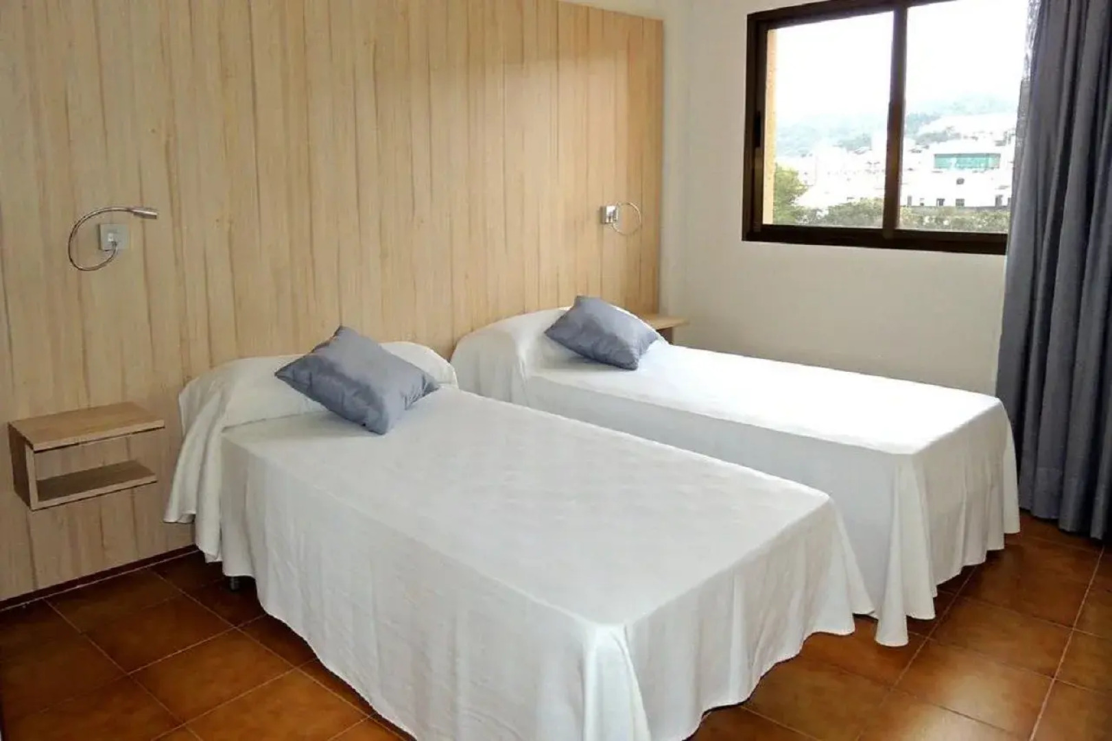 Апарт-отель GHT Tossa Park